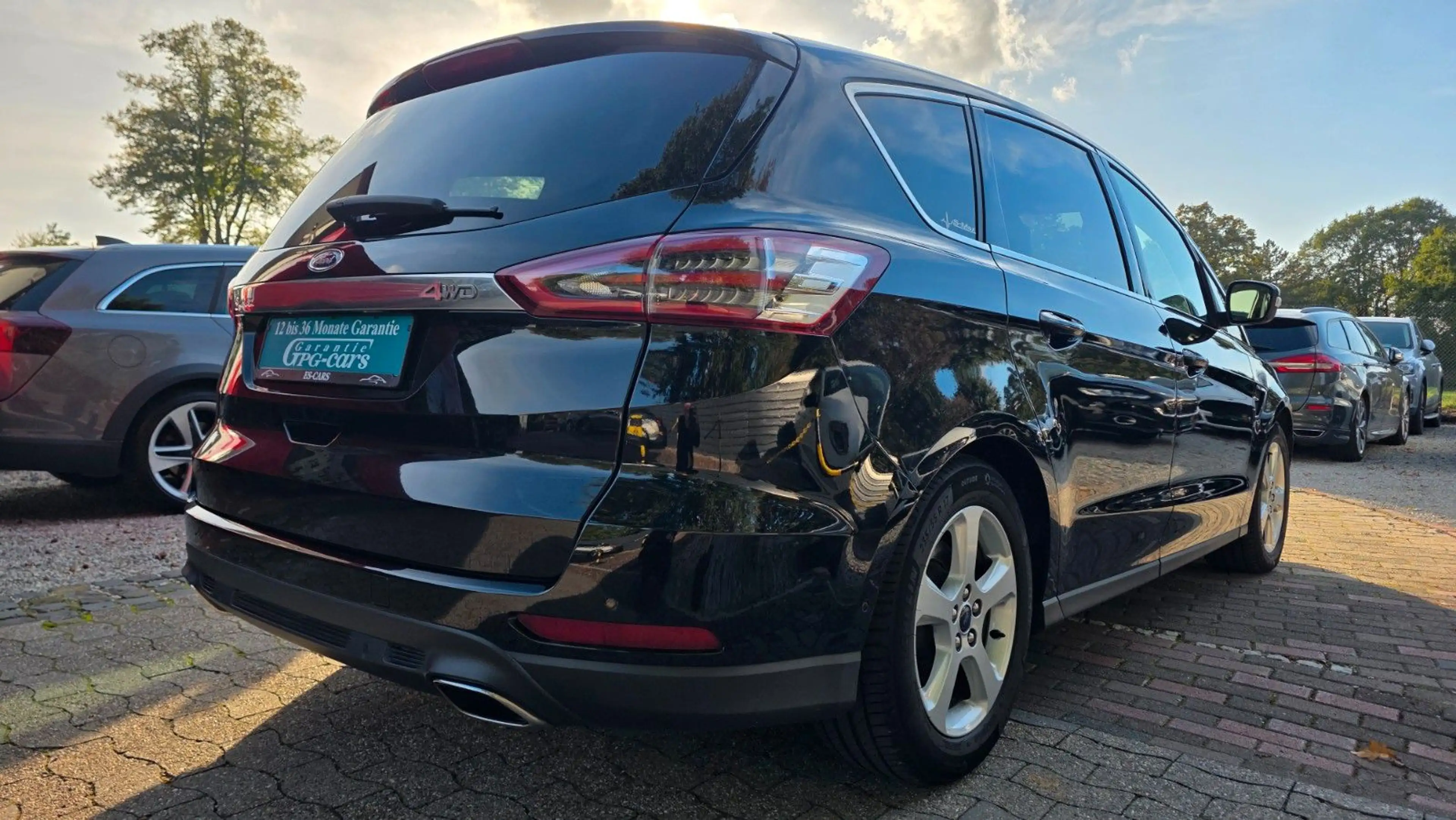 Ford S-Max 2.0 TDCI Titanium AWD LED LEDER — photo 3