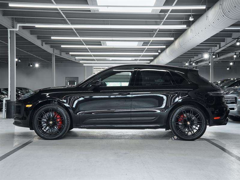 2023 Porsche Macan GTS alt 2