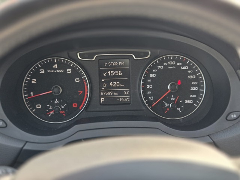 Audi Q3 2.0 TFSI quattro Navi Bi-Xenon AHK  Allwetter — photo 13