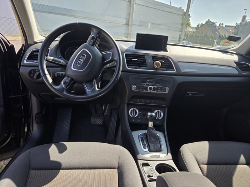 Audi Q3 2.0 TFSI quattro Navi Bi-Xenon AHK  Allwetter — photo 12