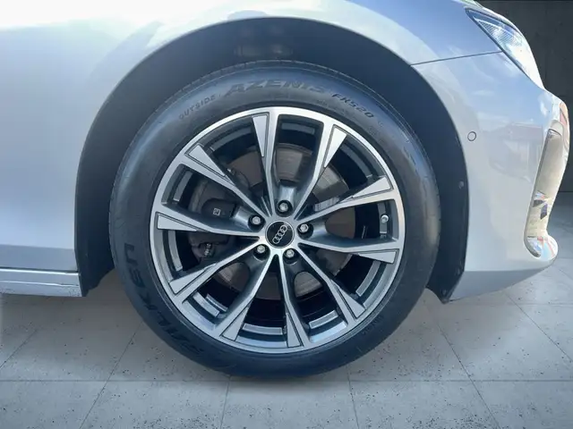 Audi A6 view 8