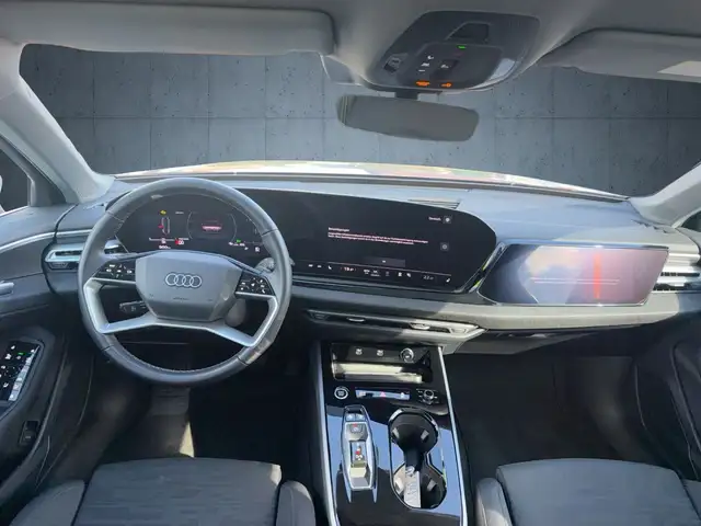 Audi A6 view 12