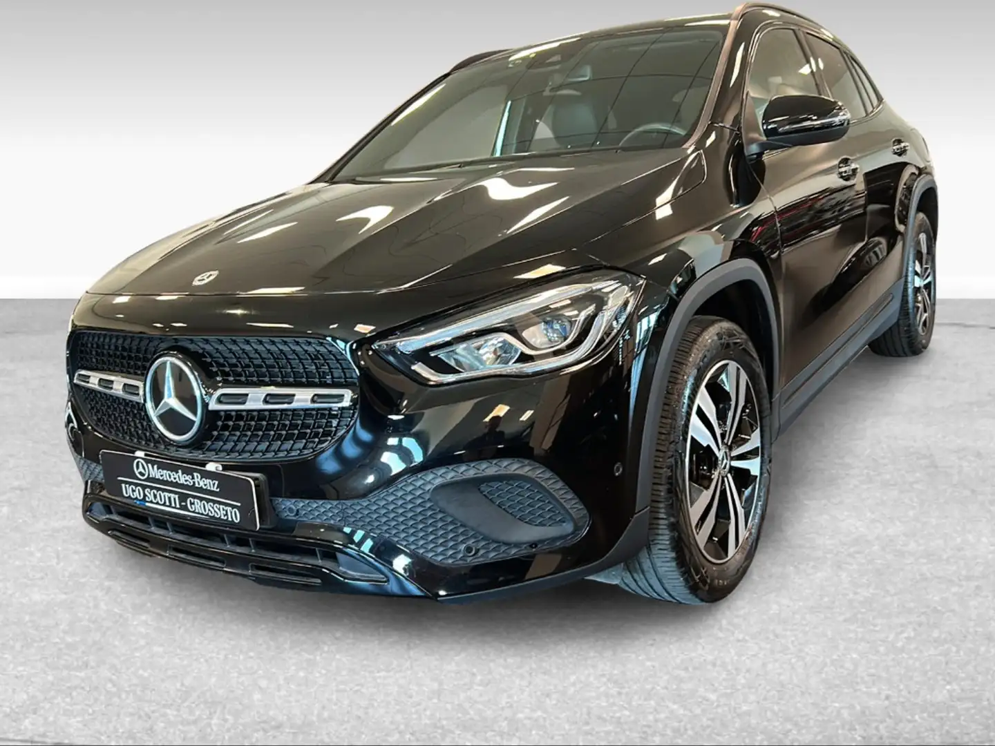 Mercedes-Benz GLA 200 200 d Sport auto Schwarz - 2