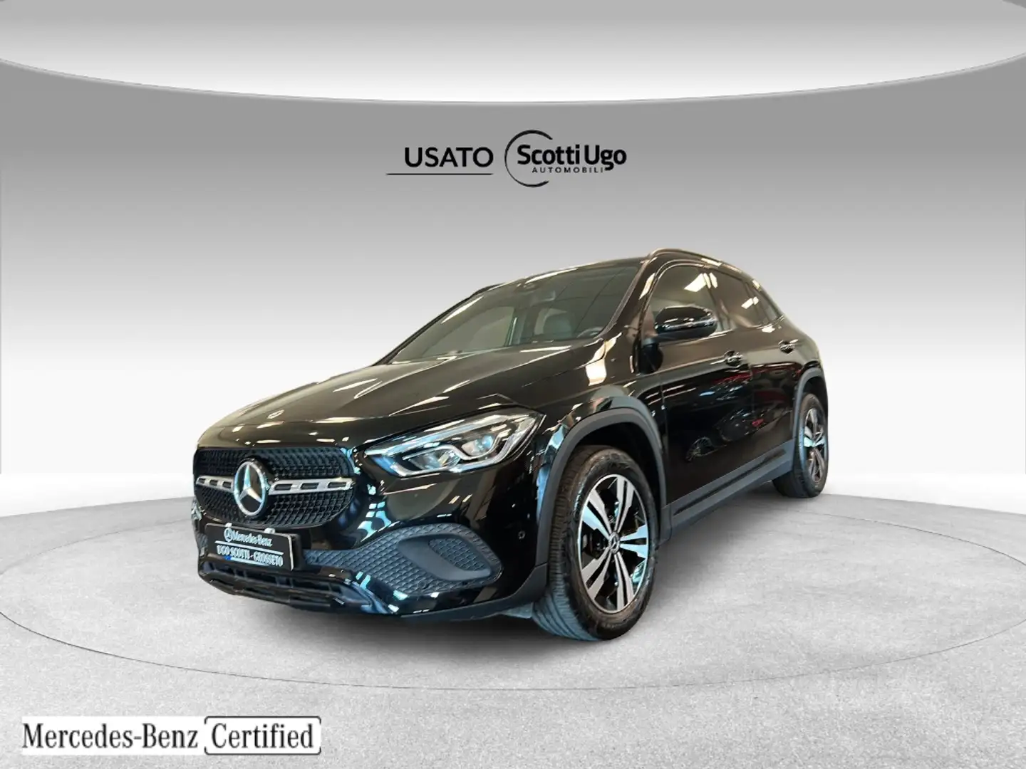 Mercedes-Benz GLA 200 200 d Sport auto Schwarz - 1