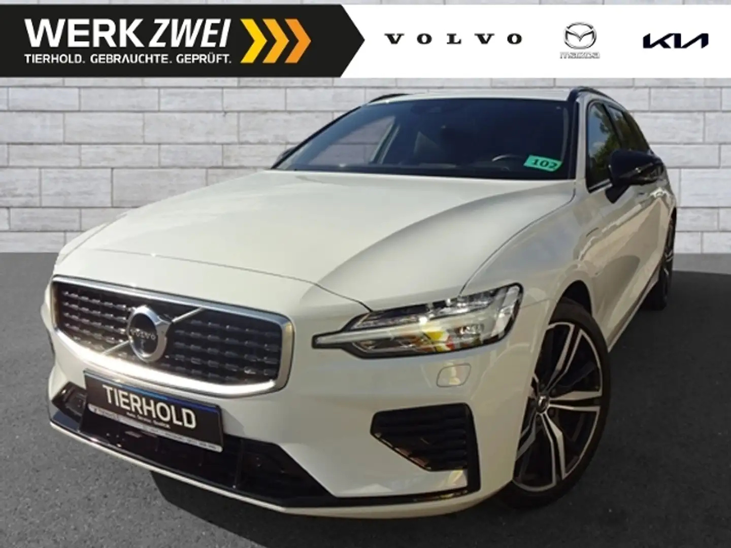 Volvo V60 T8 R Design Plug-In Hyb. AWD ACC 360° AHK White - 1