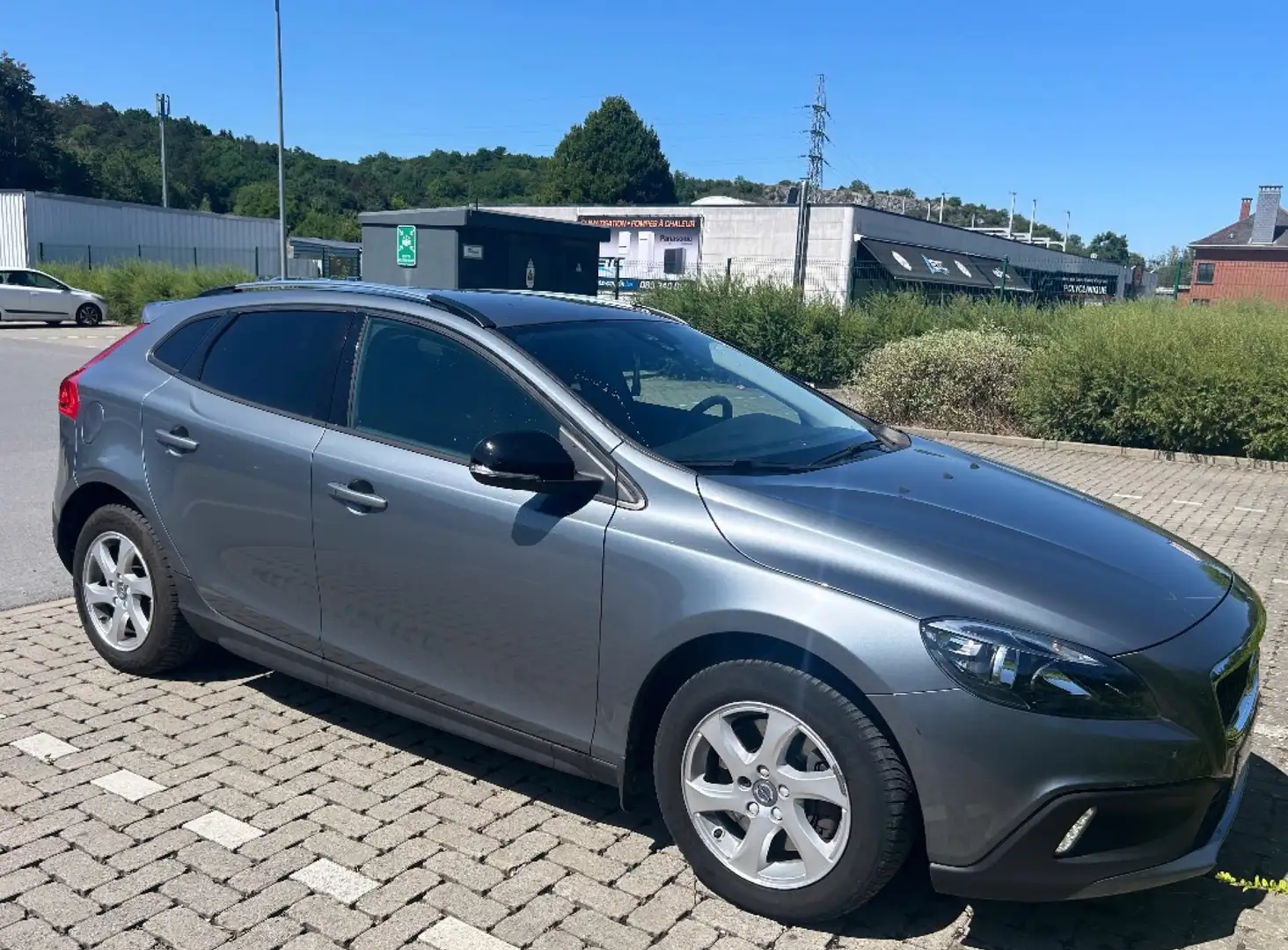 Volvo V40 Cross Country 2.0 T3 - 1