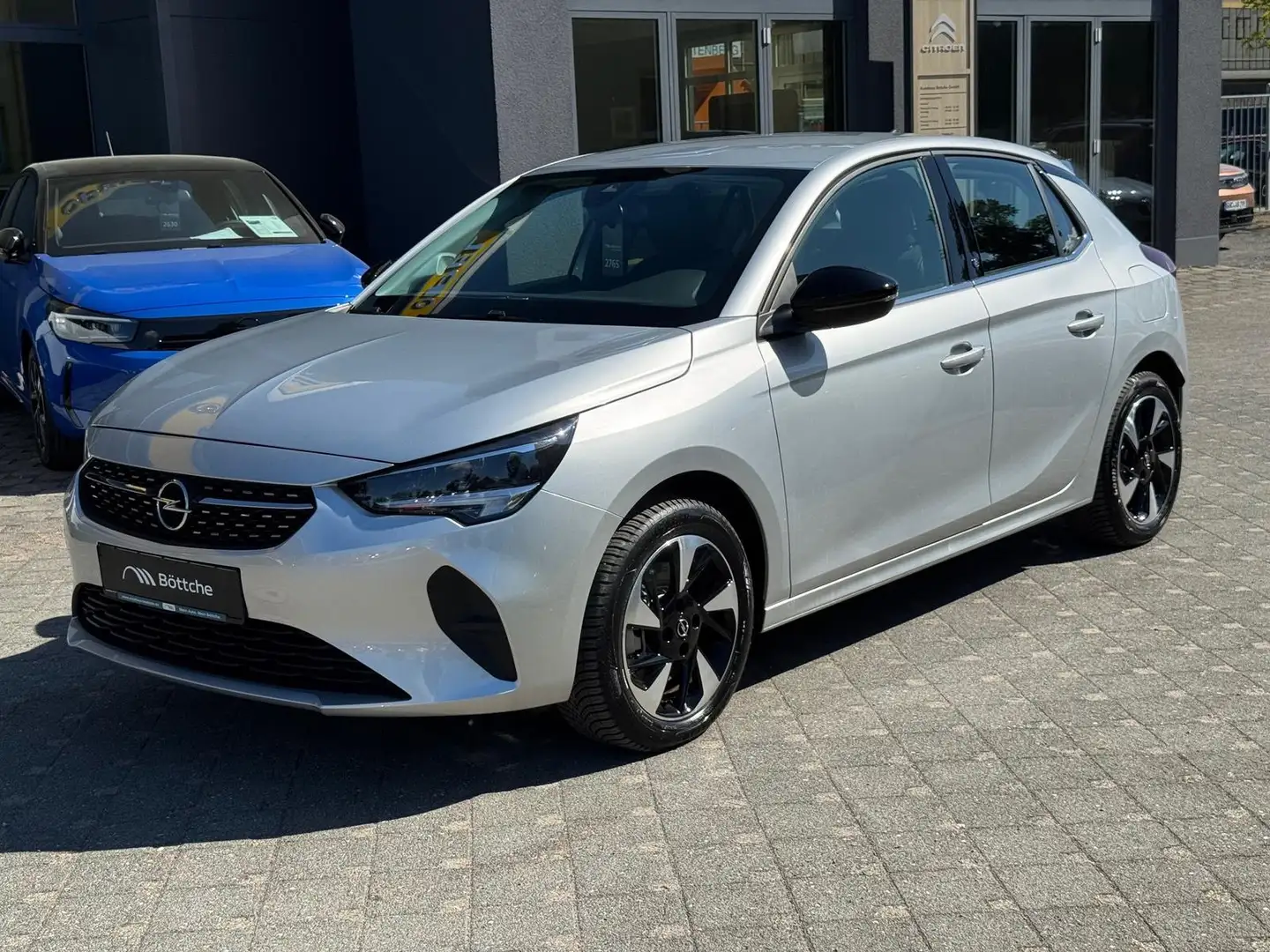Opel Corsa -e F Elegance *NAVI*KAMERA*GRA* Grijs - 2