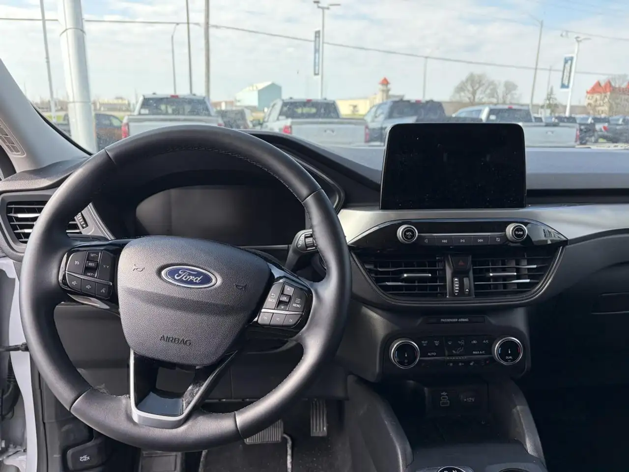 Ford Escape снимка Ford Escape