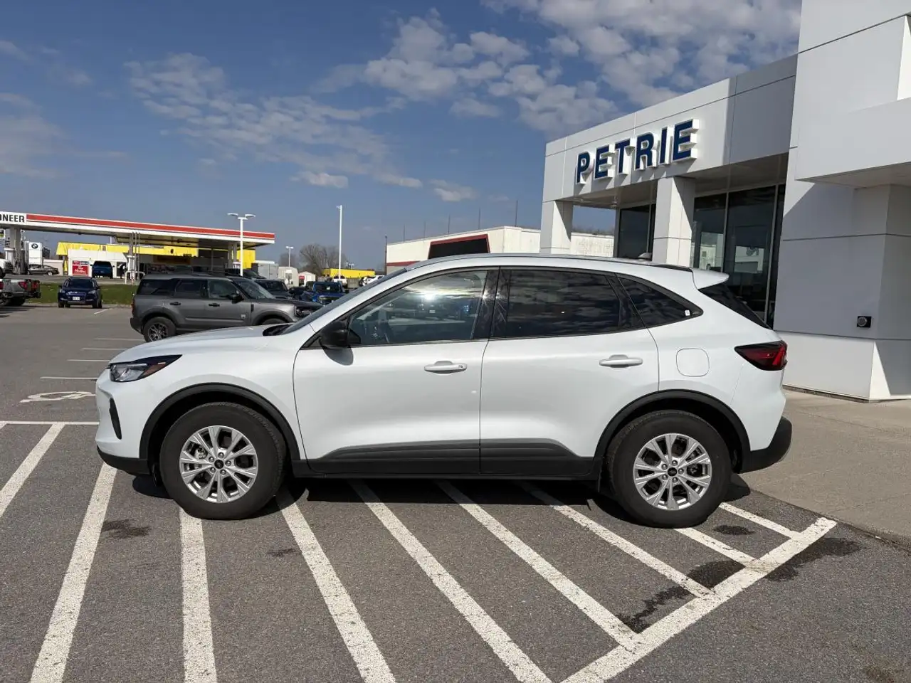 Ford Escape снимка Ford Escape