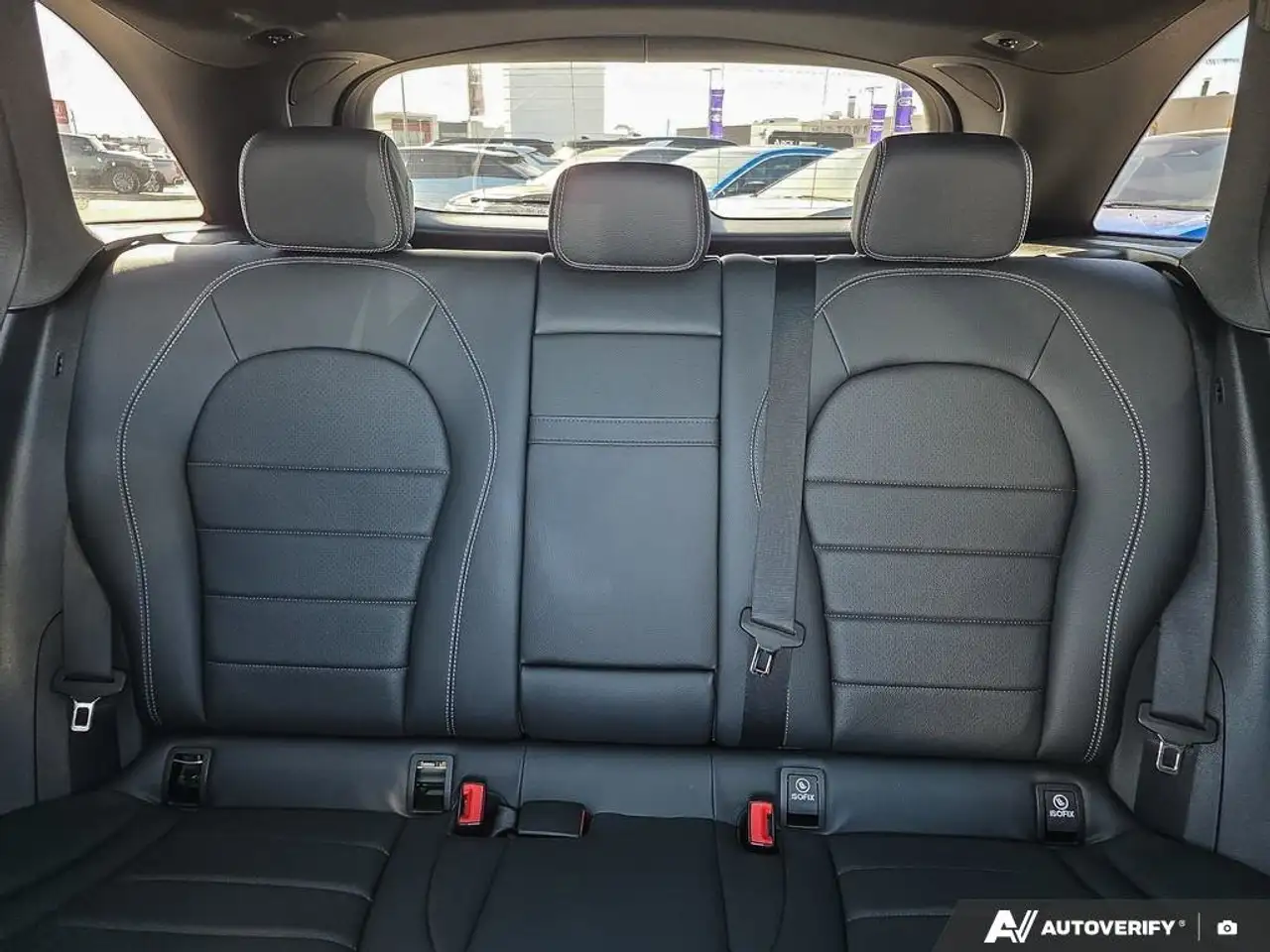 Mercedes-Benz GLC снимка Mercedes-Benz GLC