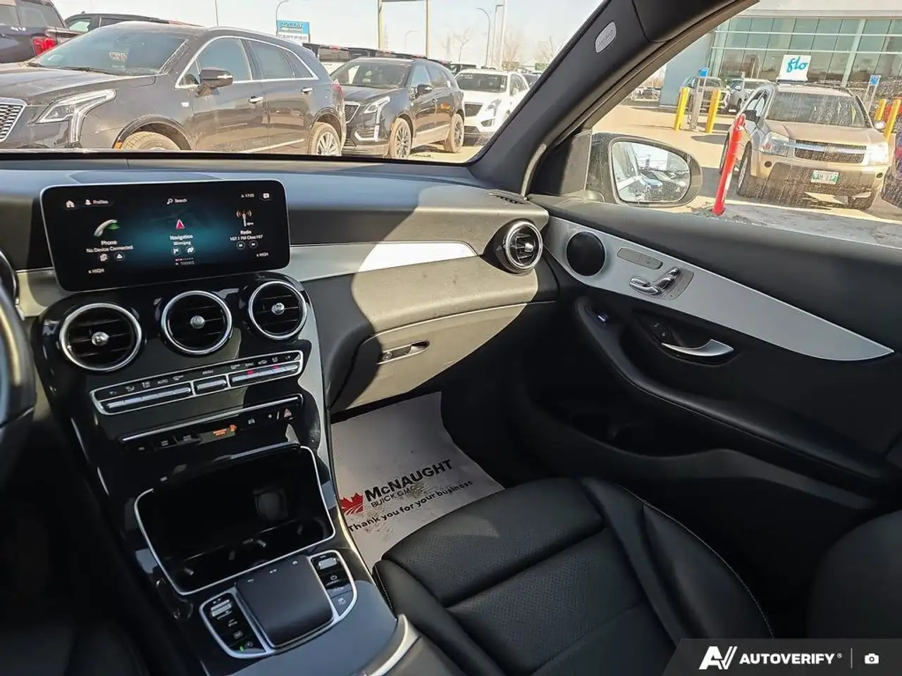 Mercedes-Benz GLC снимка Mercedes-Benz GLC