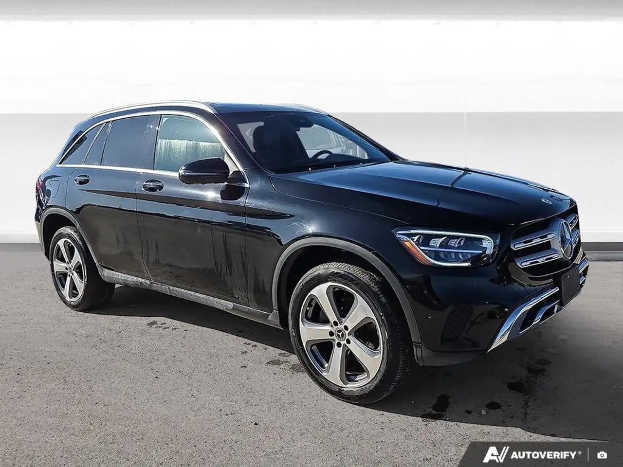 Mercedes-Benz GLC снимка Mercedes-Benz GLC