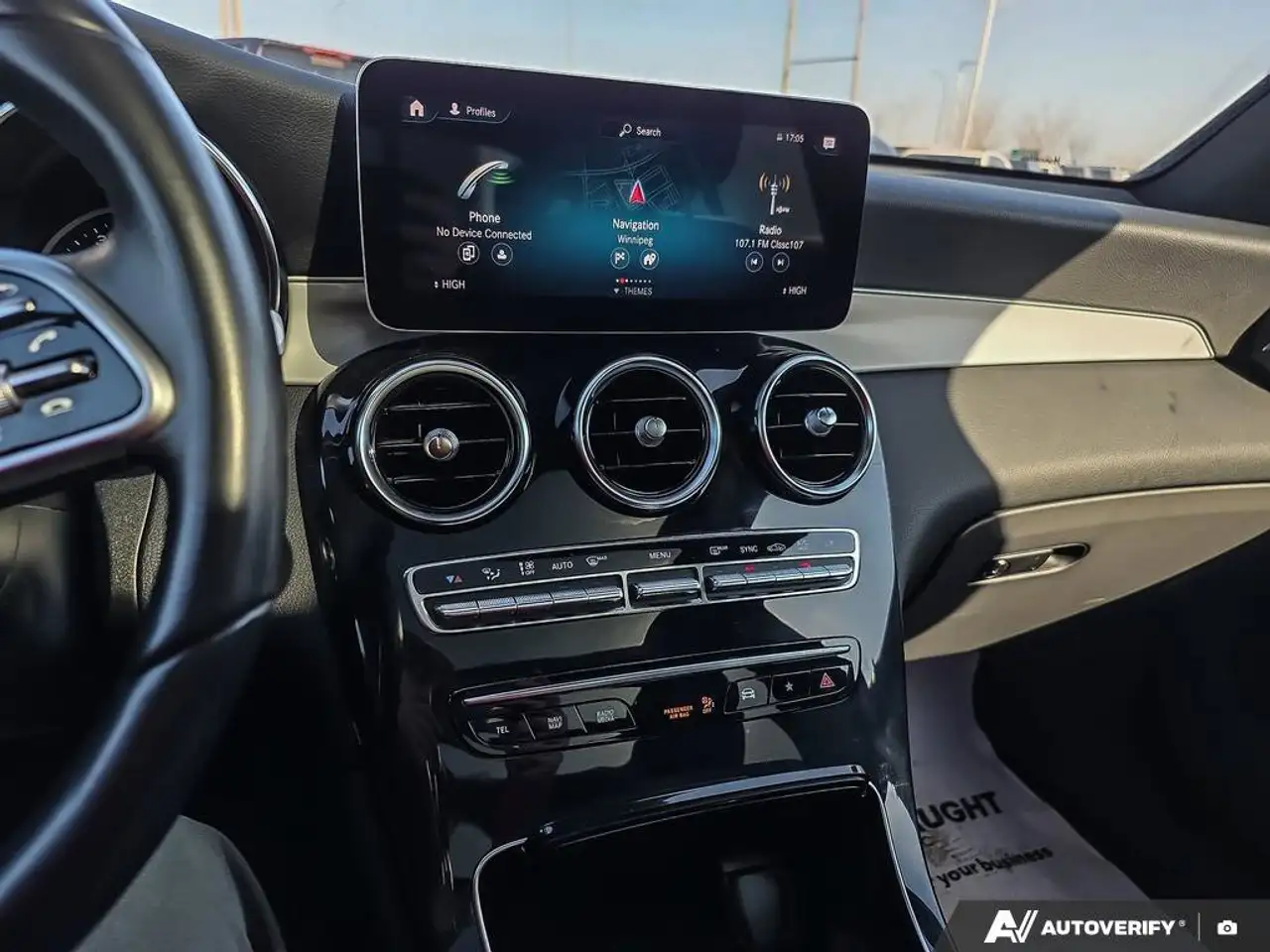 Mercedes-Benz GLC снимка Mercedes-Benz GLC