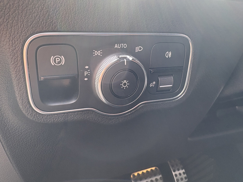 Mercedes-Benz GLA 250 e Business Solution AMG Limited|ACC|Dode hoek|Trek — photo 19