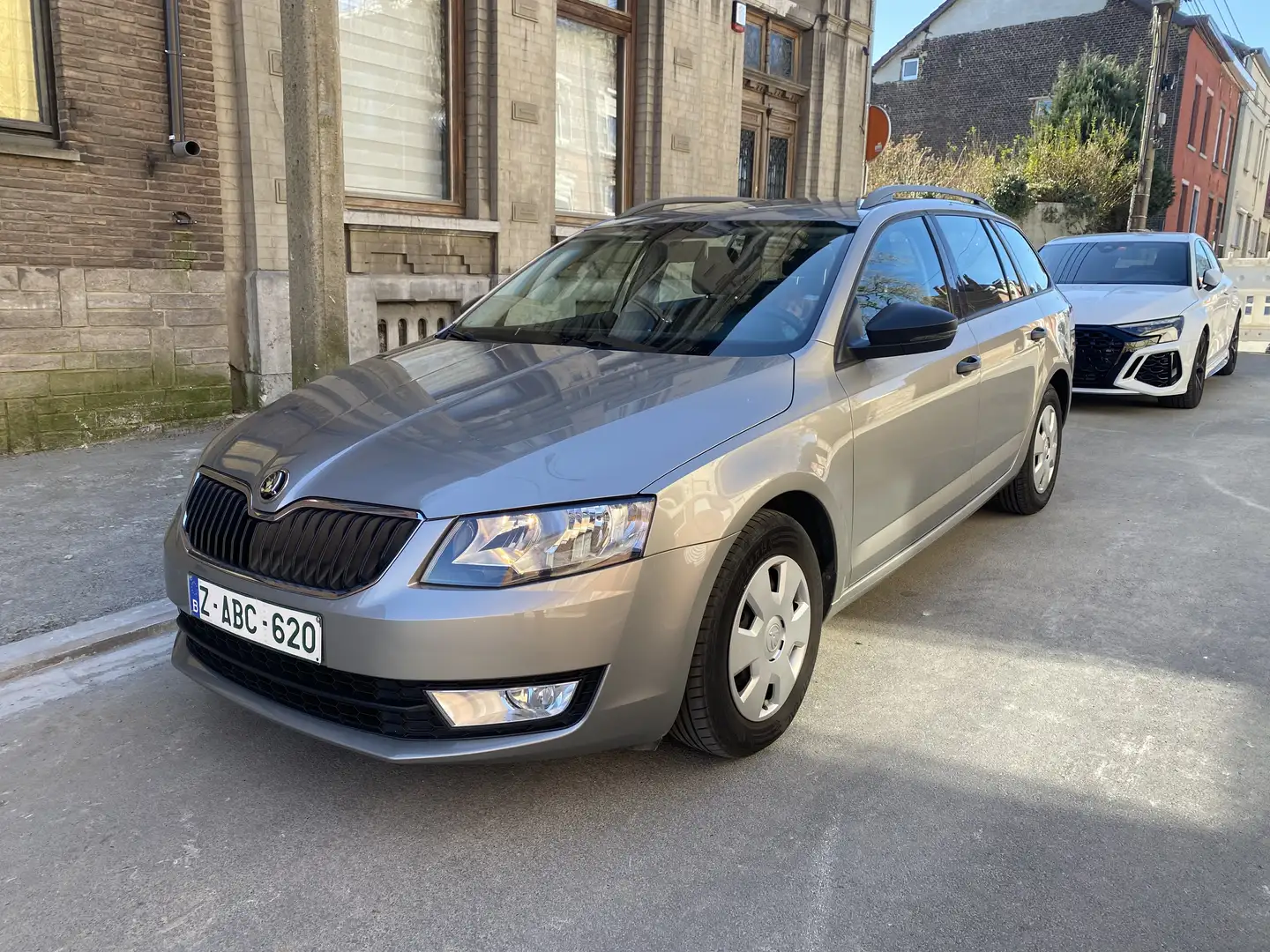 Skoda Octavia Combi 1.6 TDI 90 ch CR FAP Green Tec Edition - 1