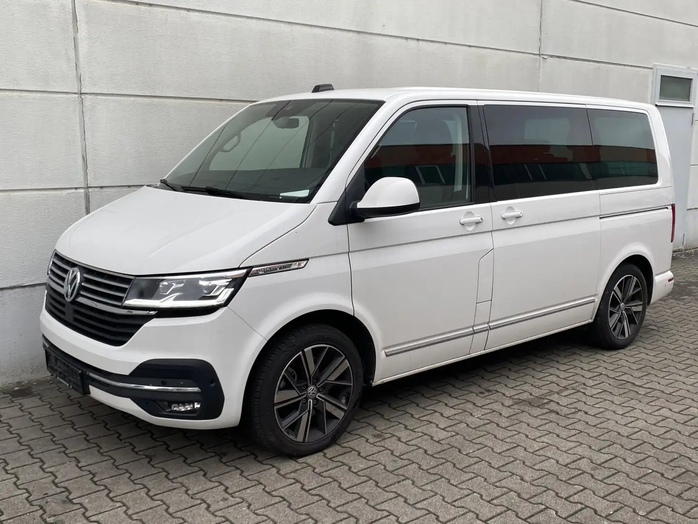 Volkswagen T6.1 Multivan 2.0 TDI DSG Generation Six LED ACC RKam AHK StHz e Blanc - 2