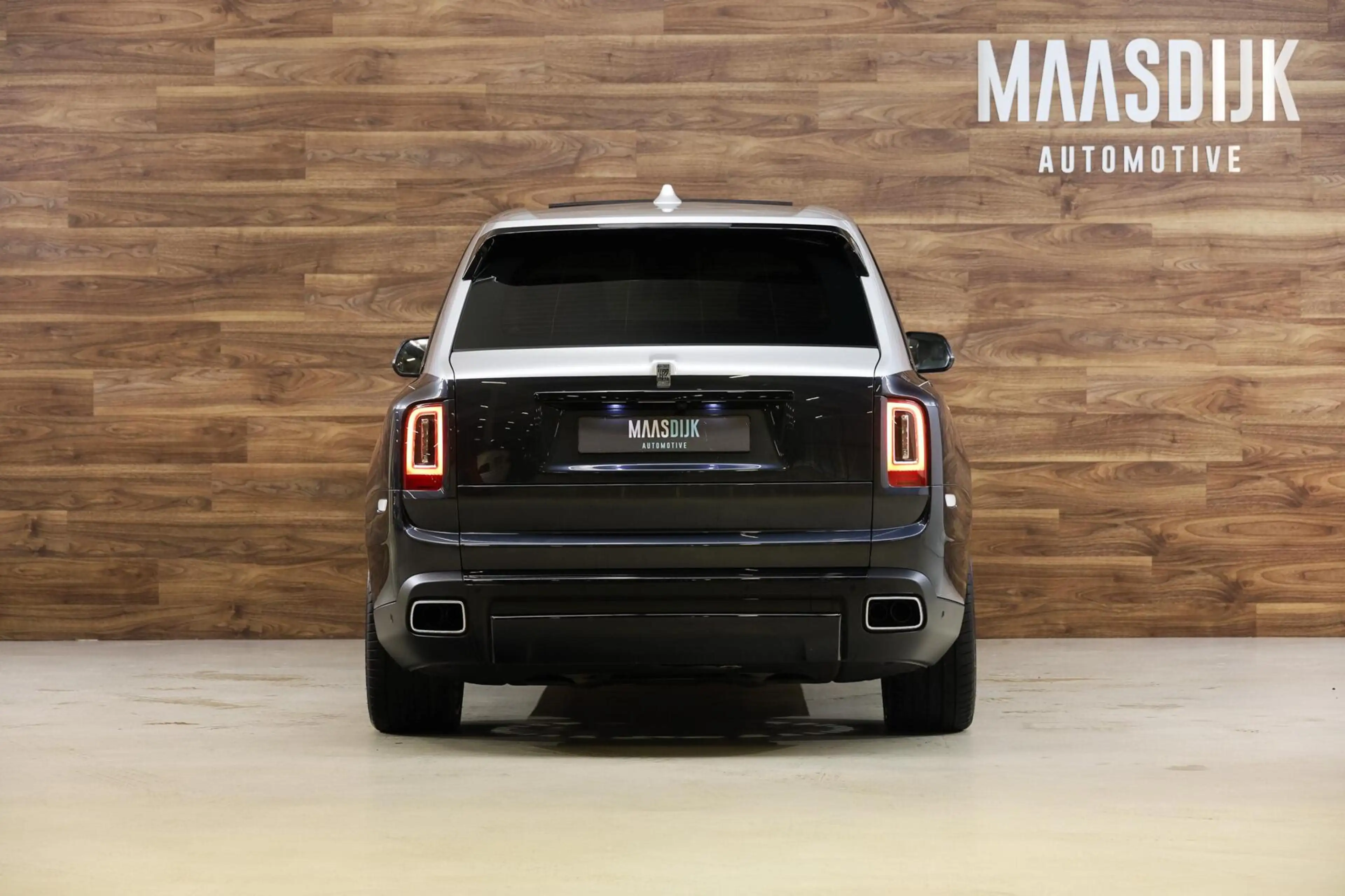 Rolls-Royce Cullinan 6.75 V12|Two-Tone|Massage|Pano|Bespoke| — photo 10