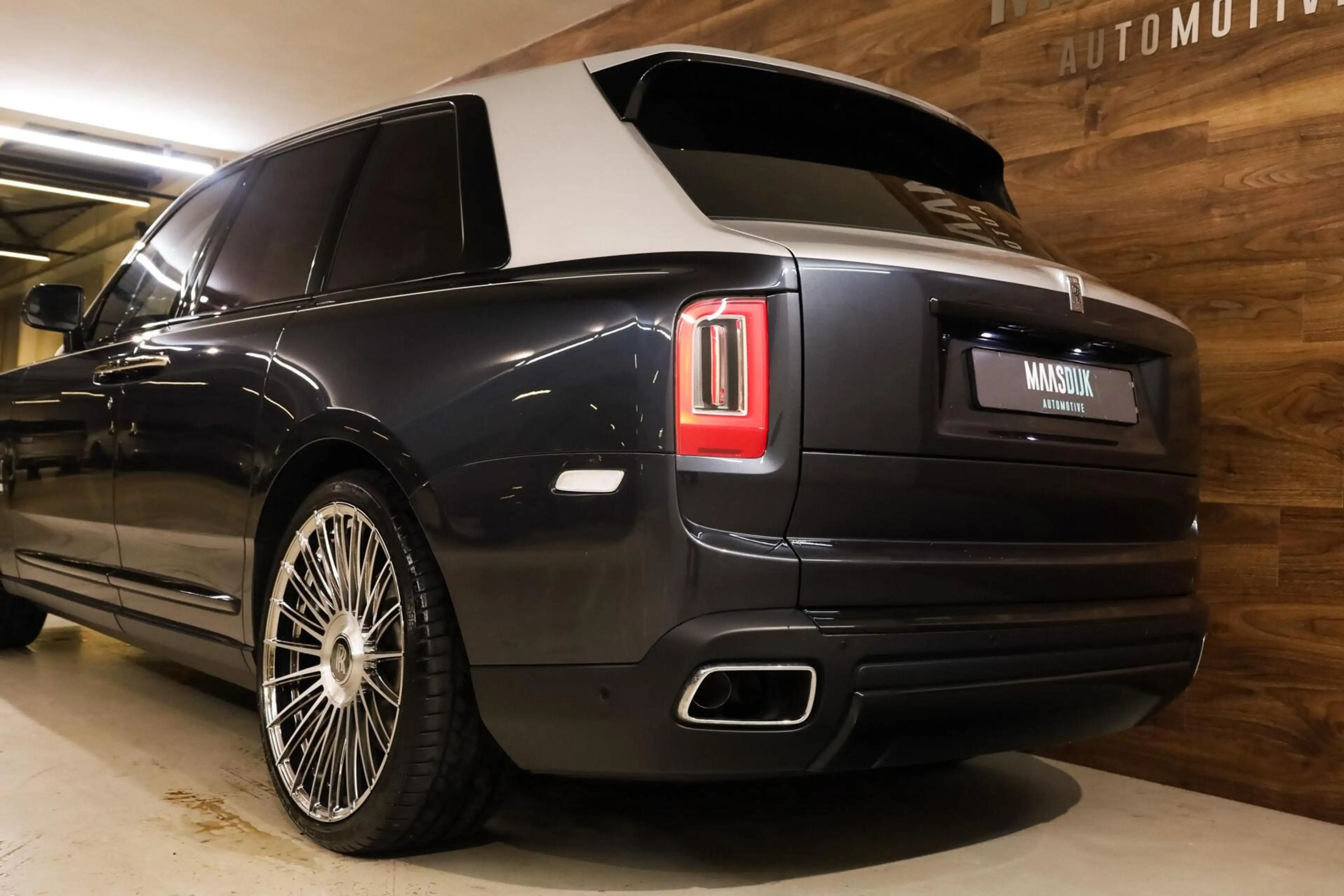 Rolls-Royce Cullinan 6.75 V12|Two-Tone|Massage|Pano|Bespoke| — photo 21