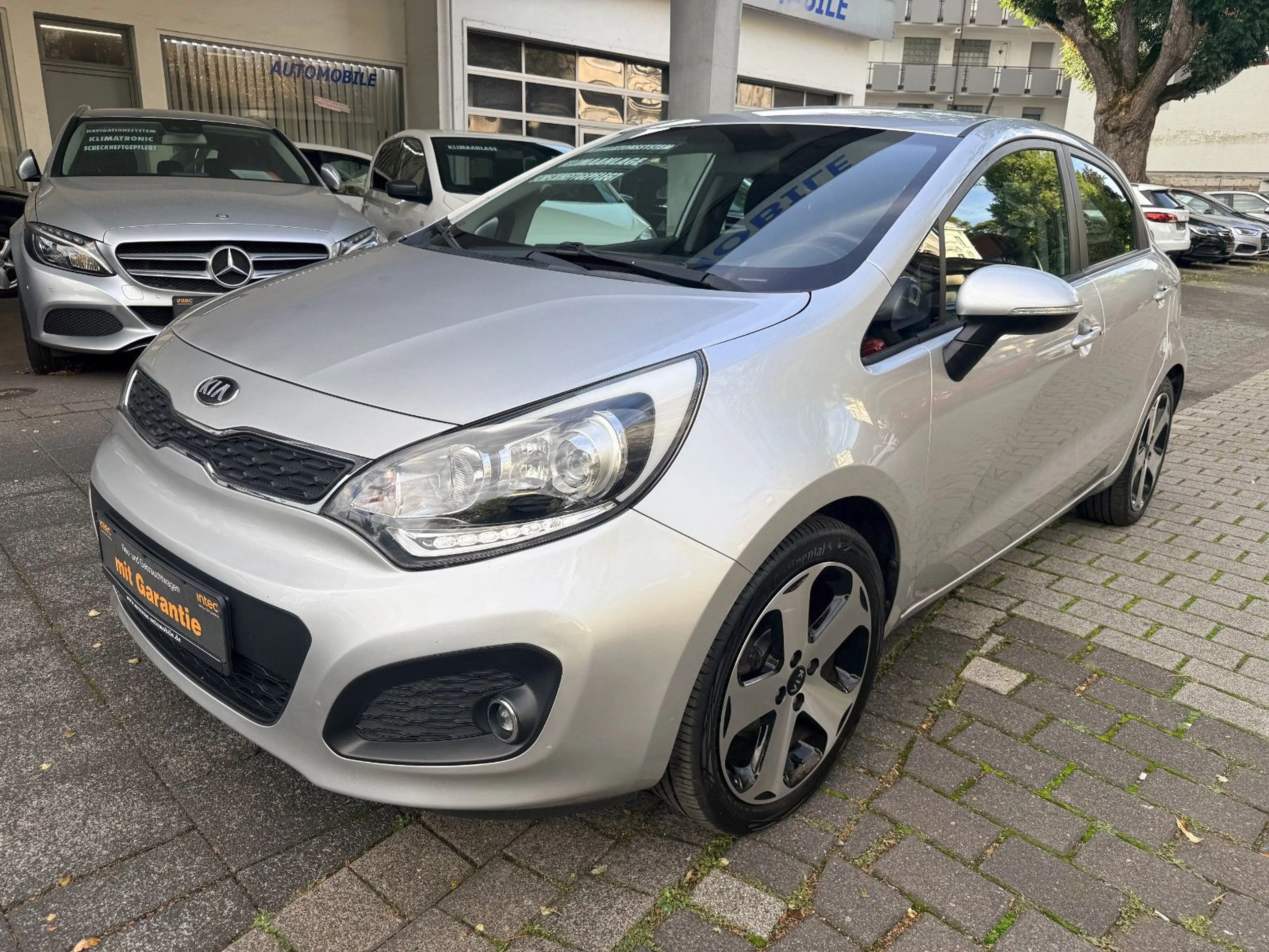 Kia Rio Spirit,Navi,Kamera,Keyless go,Lenkradheizung