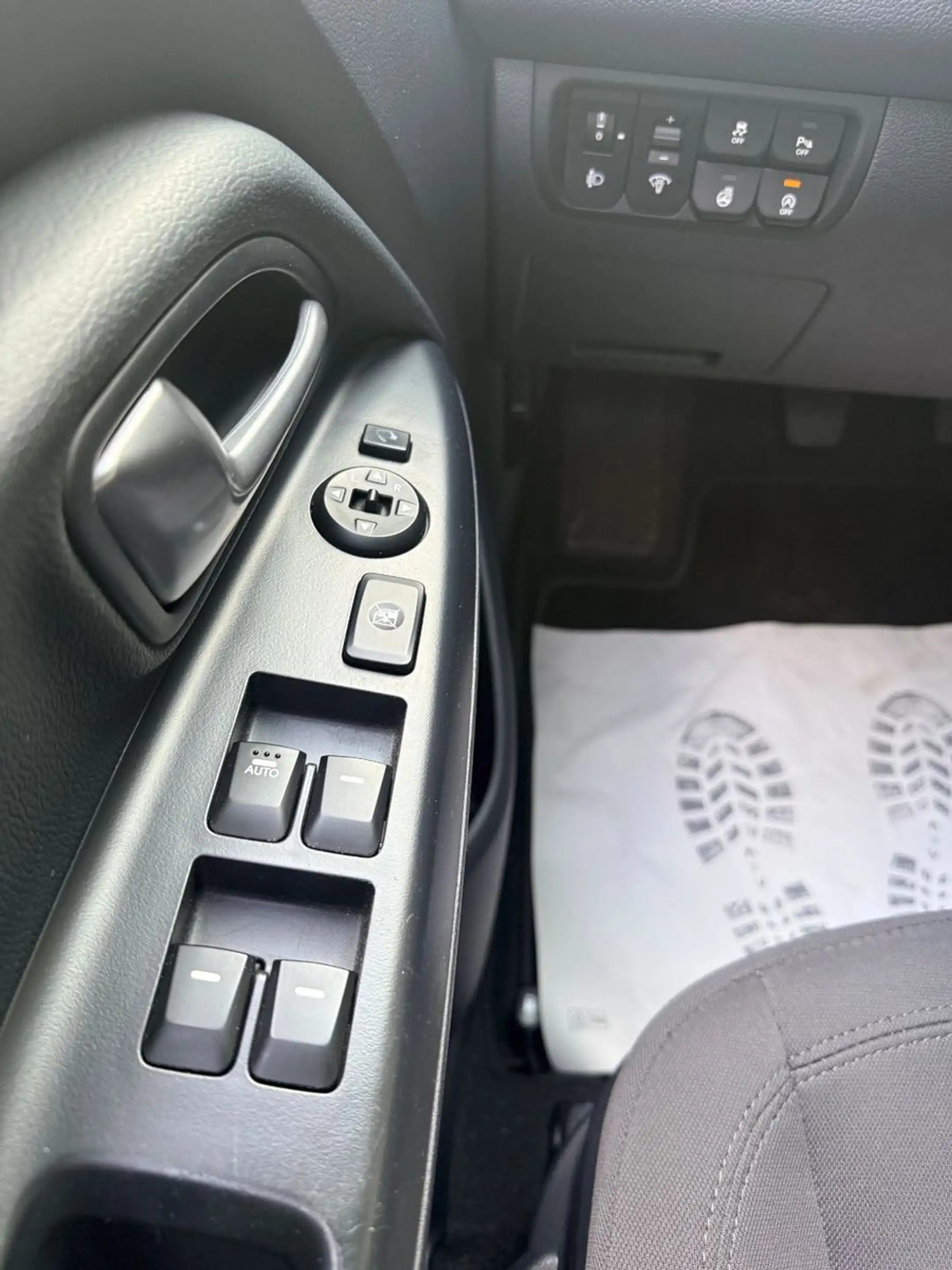 Kia Rio Spirit,Navi,Kamera,Keyless go,Lenkradheizung — photo 13