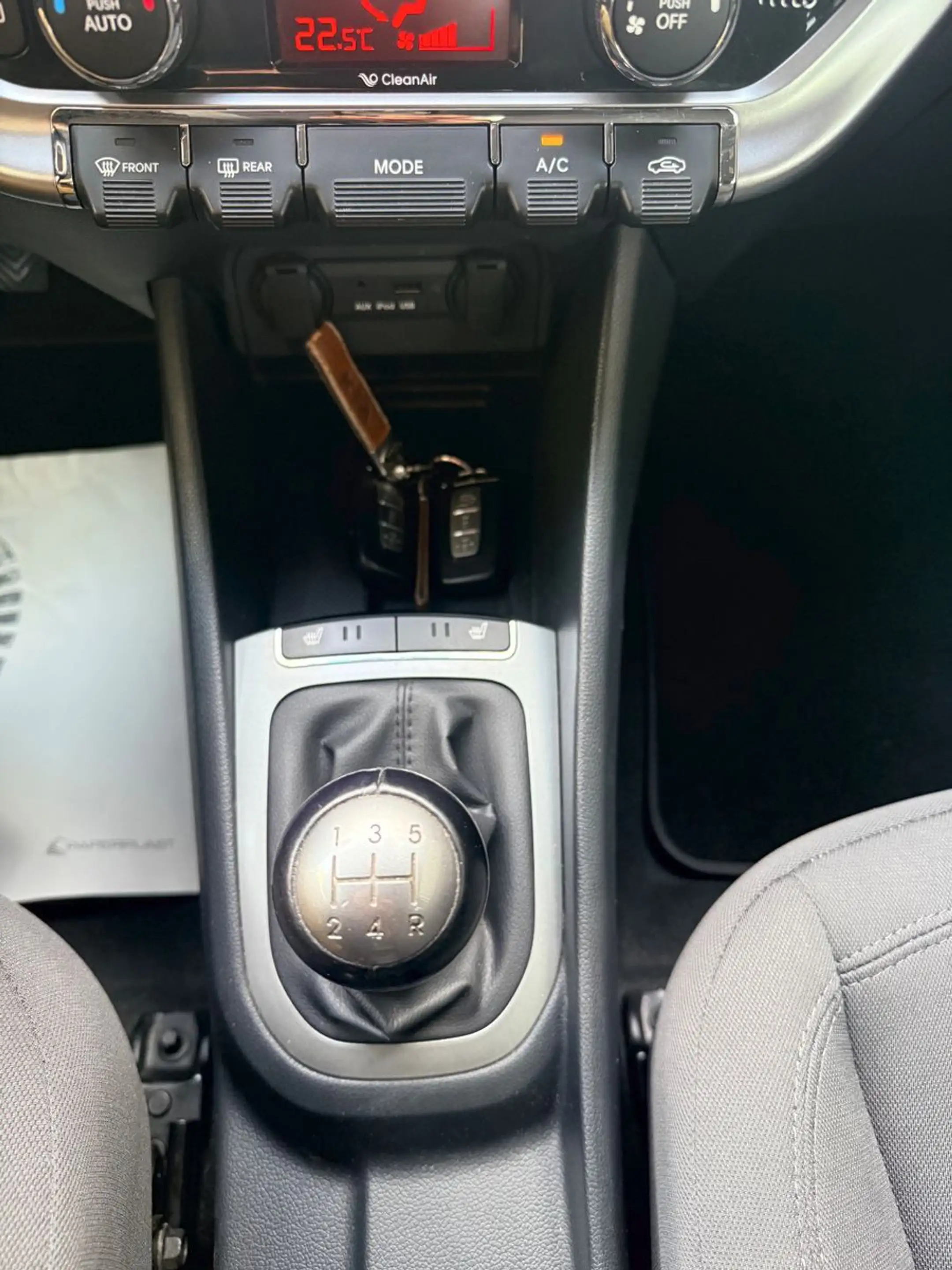 Kia Rio Spirit,Navi,Kamera,Keyless go,Lenkradheizung — photo 12