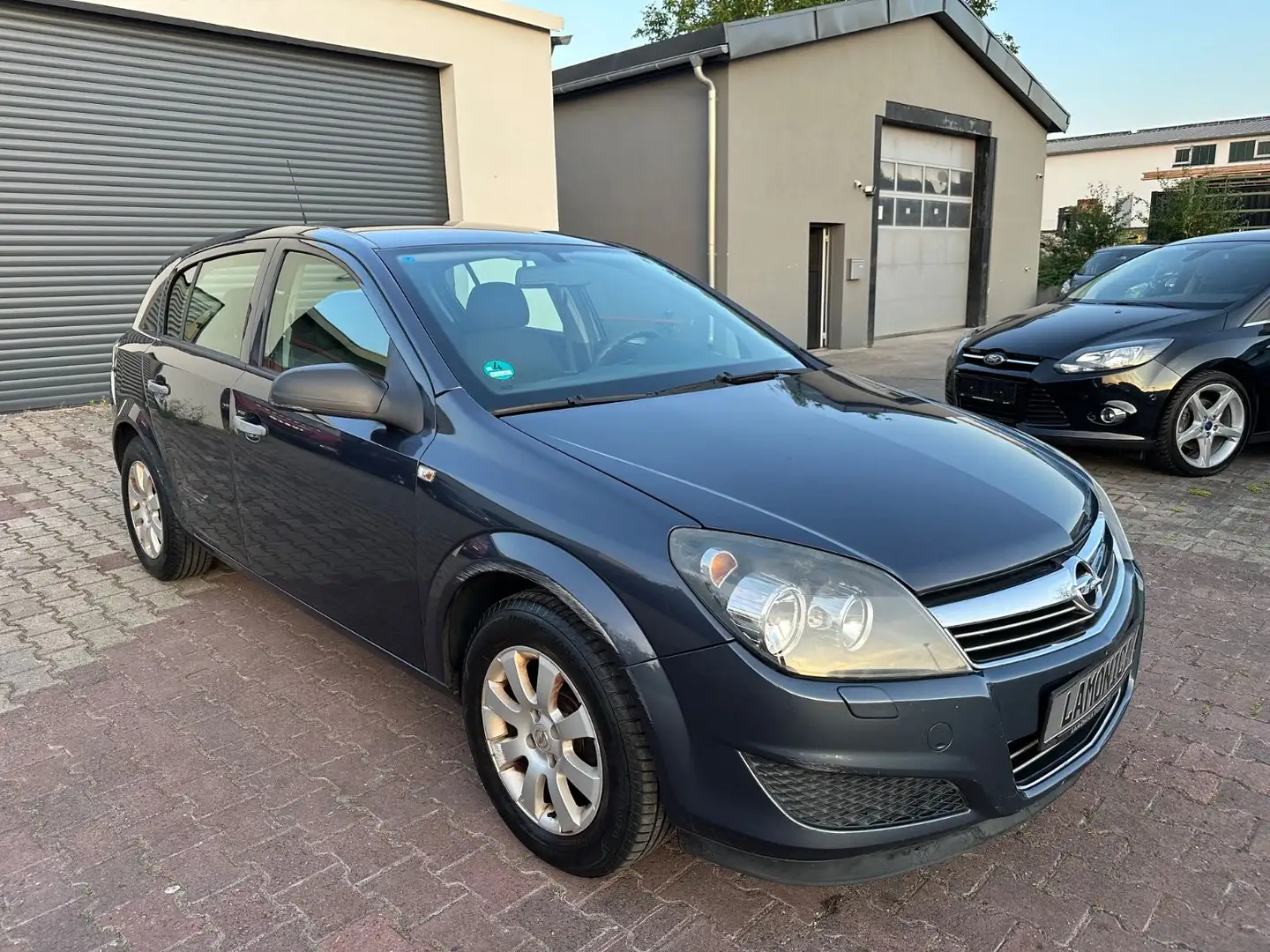 Opel Astra 1.4*1.Hand*Scheckheft*Klima*Tempomat* siva - 1