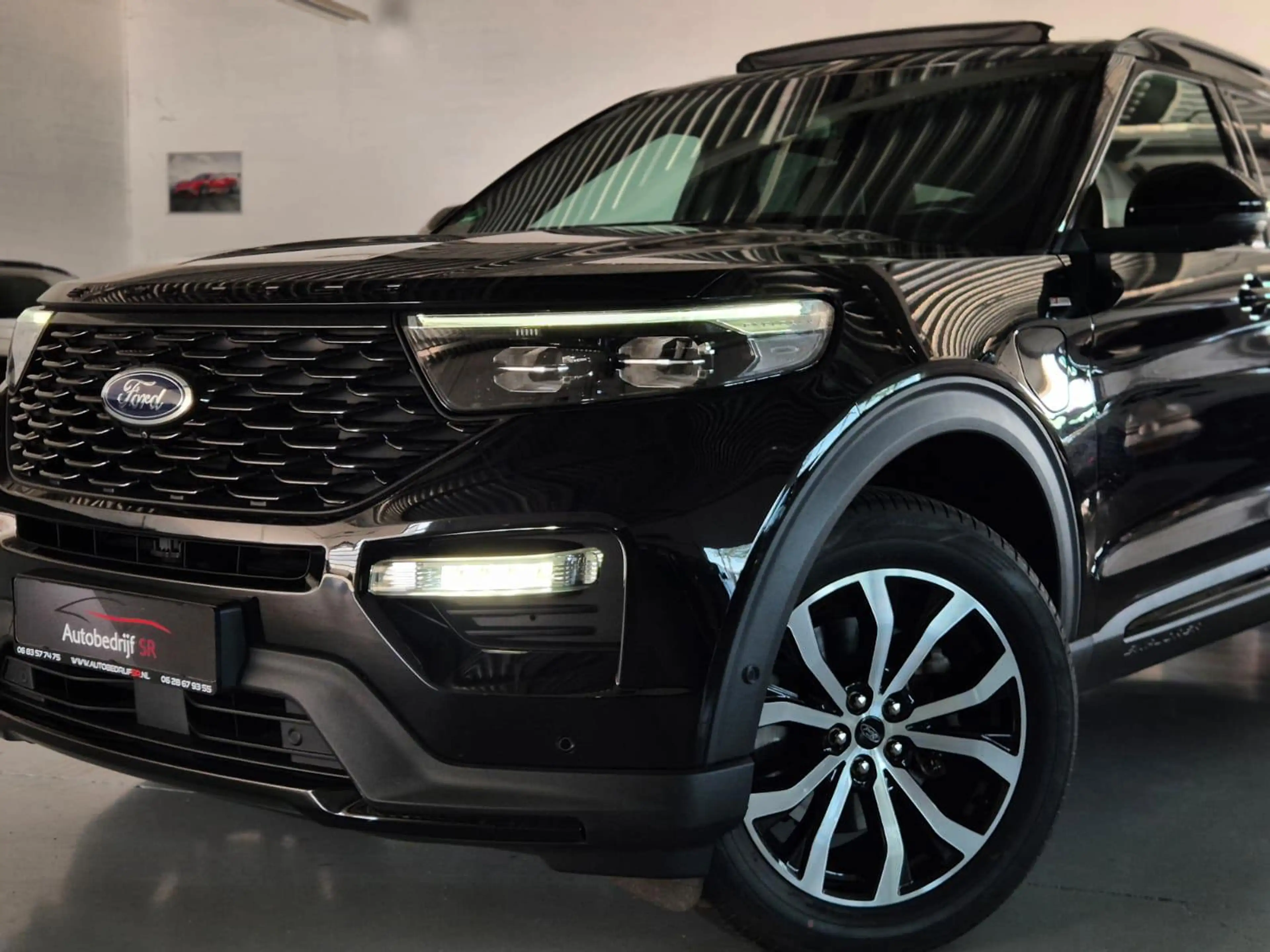 Ford Explorer 3.0 V6 EcoBoost PHEV ST-Line Pano! Trekhaak! Memor — photo 9