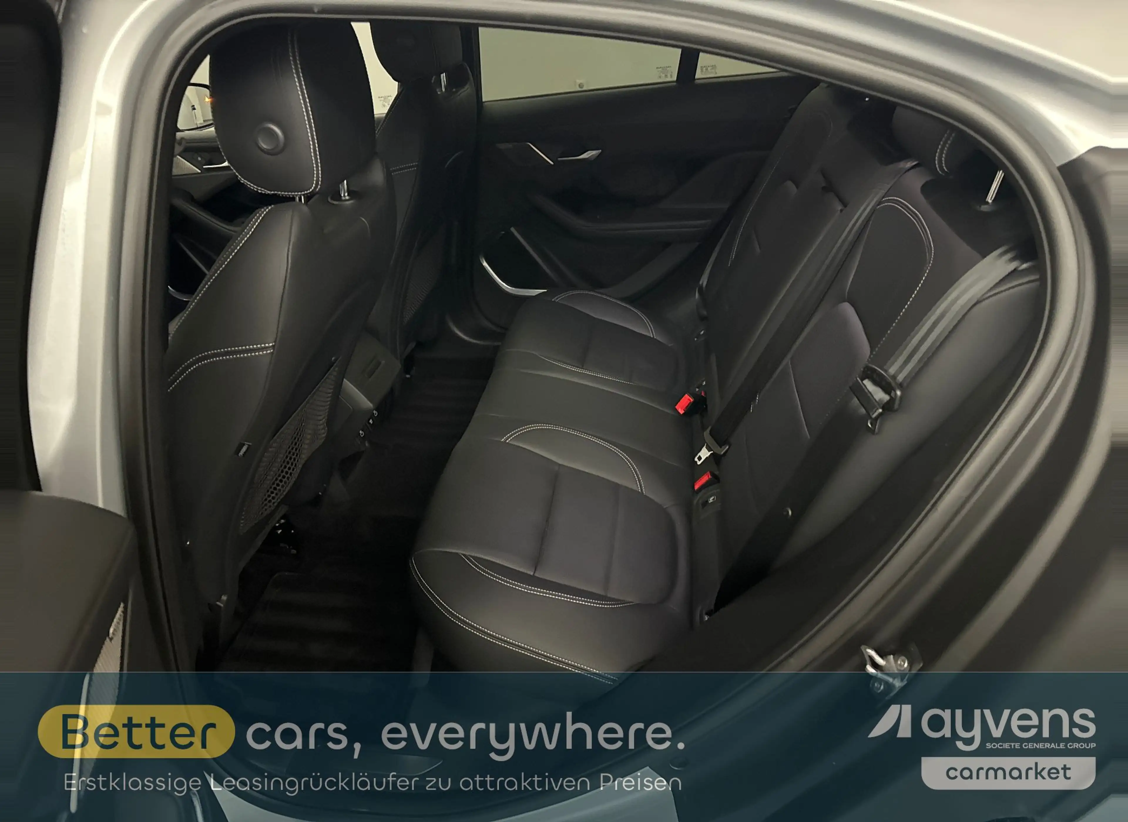 Jaguar I-Pace EV400 AWD — photo 11
