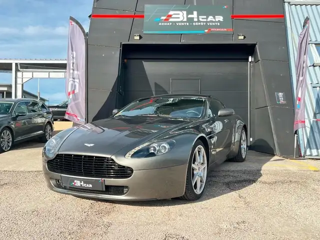 Aston Martin V8 4.3 385 BVM - Bon historique - Embrayage fait - Vidange de boîte faite