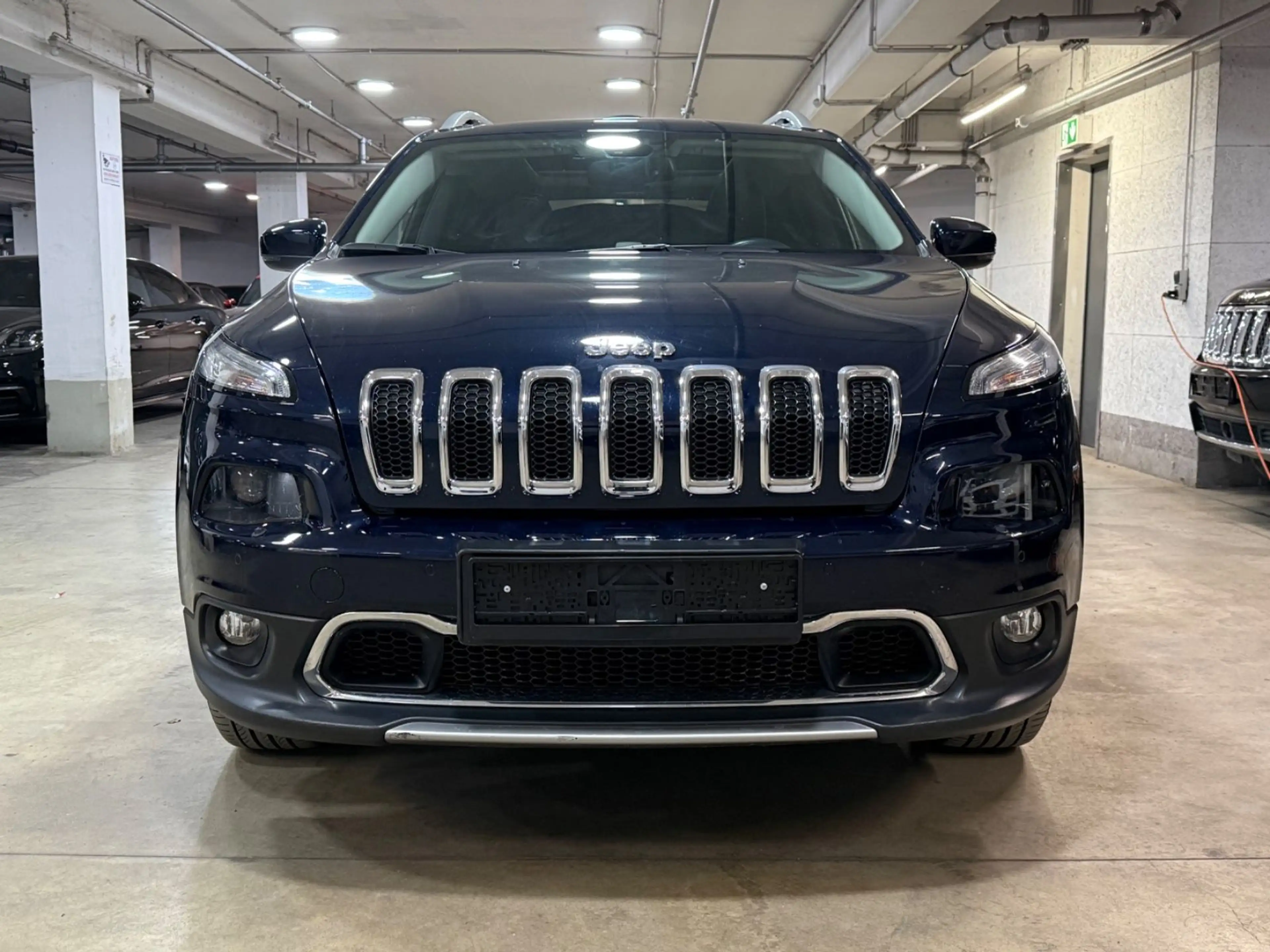 Jeep Cherokee Limited 4WD Navi~Klima~Leder~Panorama — photo 3
