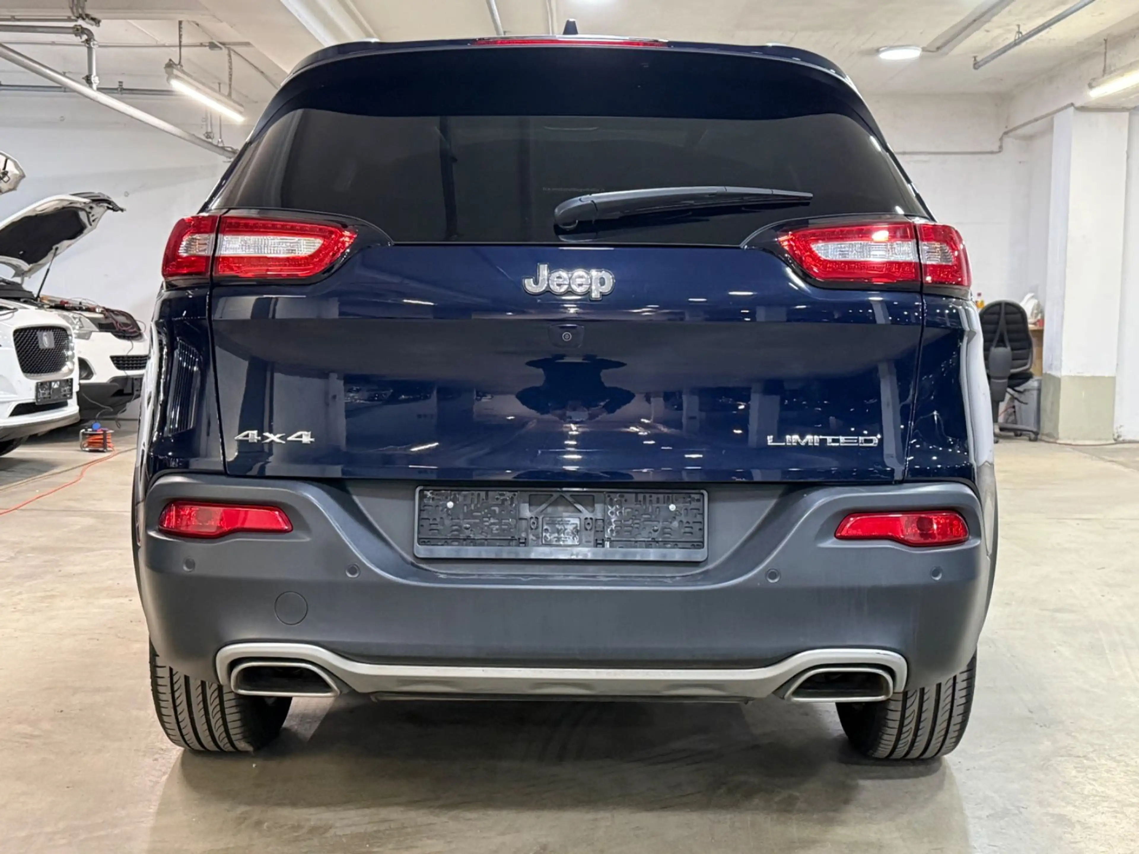 Jeep Cherokee Limited 4WD Navi~Klima~Leder~Panorama — photo 6