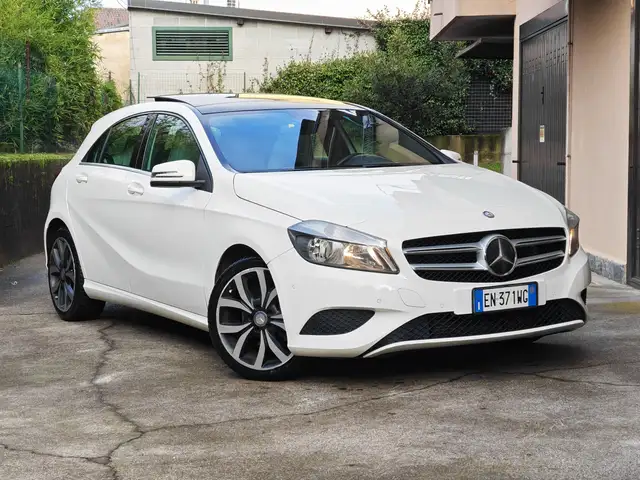 Mercedes-Benz A 180 1.6 BENZINA 122cv Sport / TETTO APRIBILE