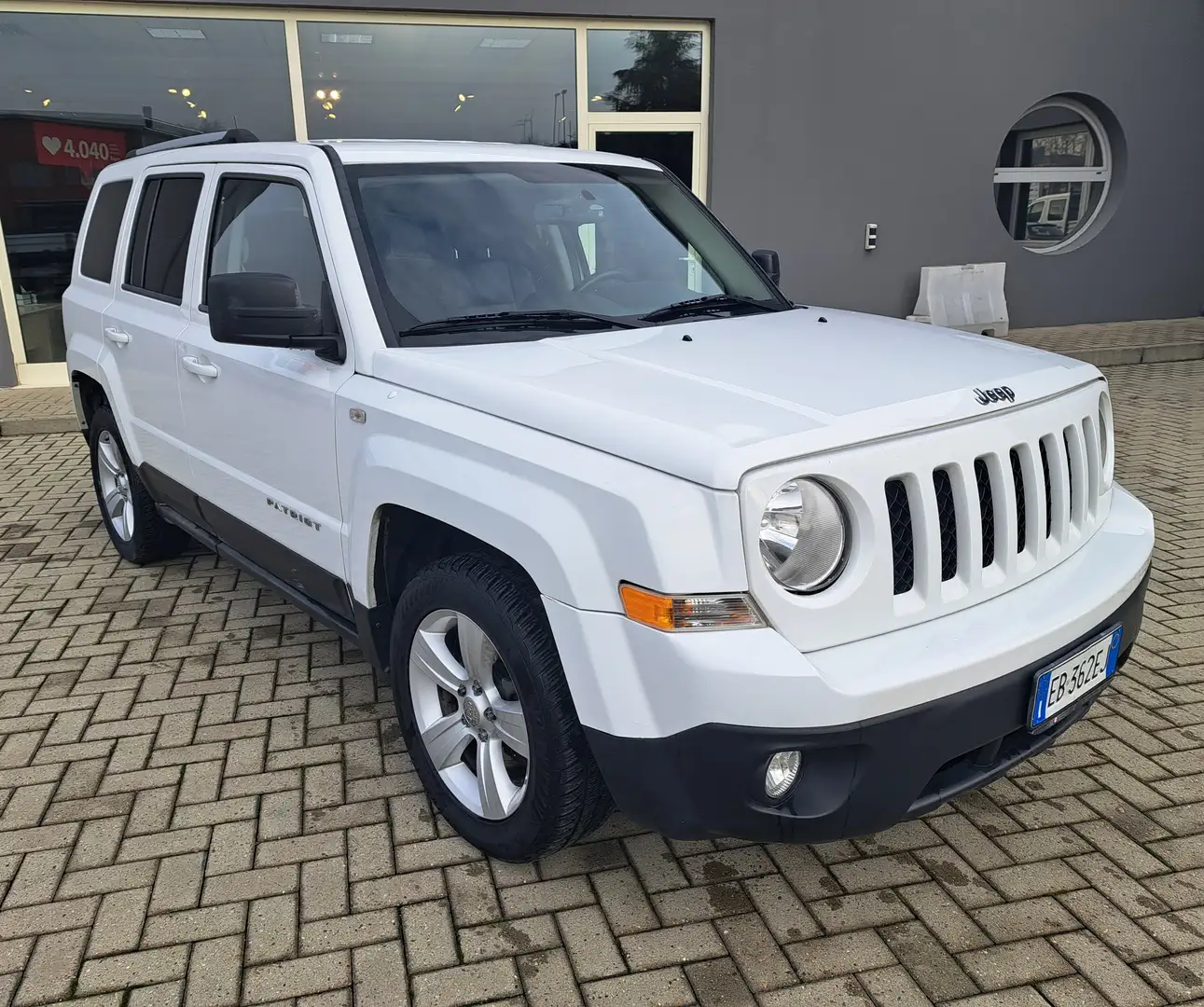 Jeep Patriot Patriot 2.2 crd Limited 4wd my11 Wit - 1