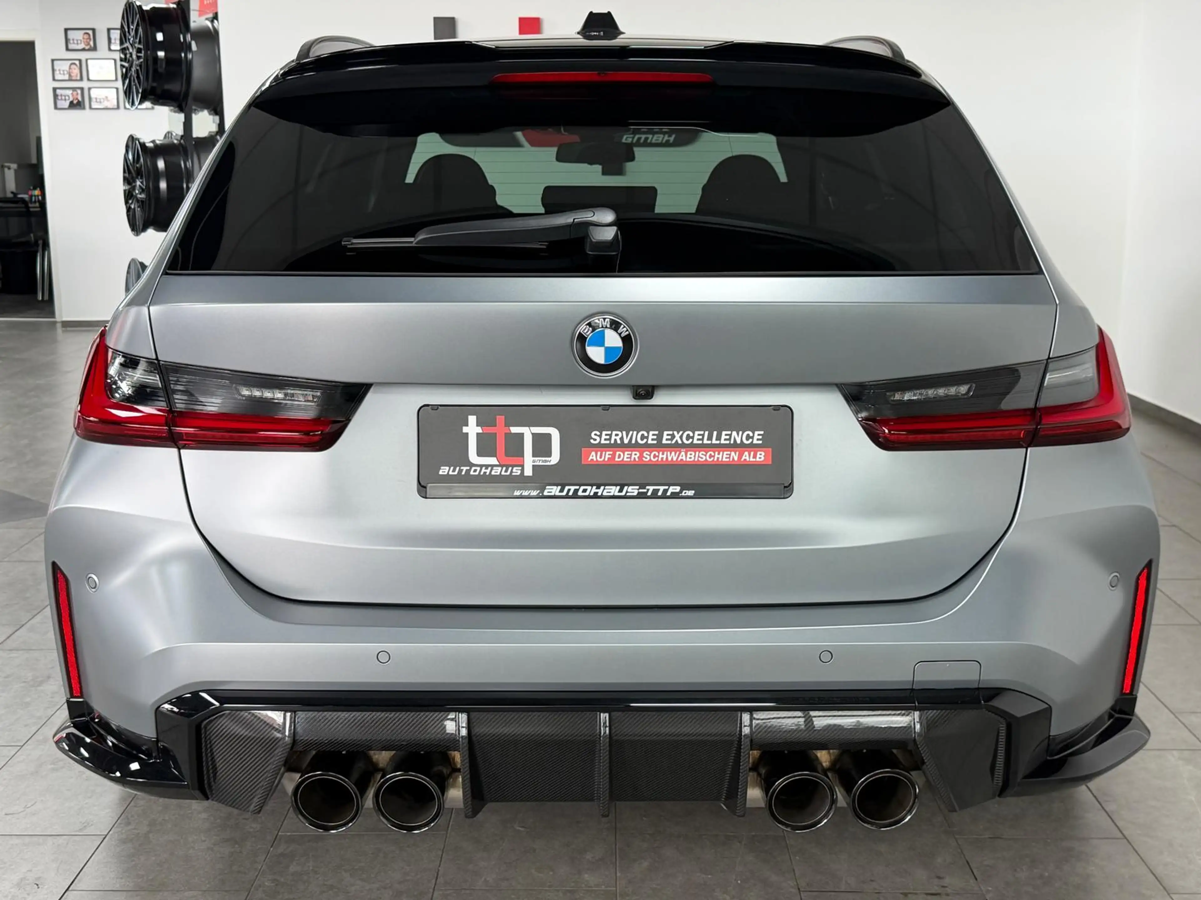 BMW M3 touring xDrive ExteriorCarbon 360 H&K Head-Up — photo 6