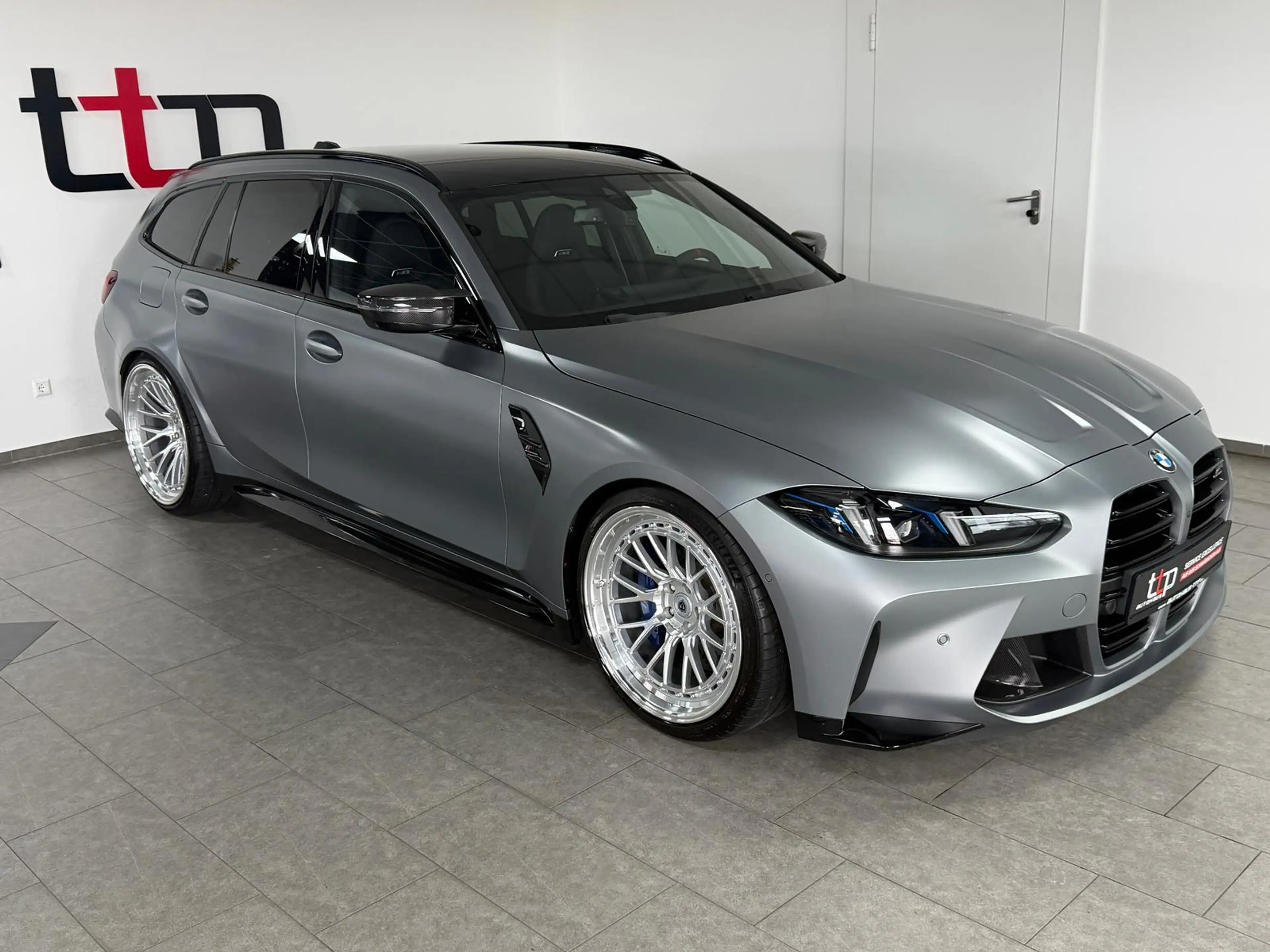 BMW M3 touring xDrive ExteriorCarbon 360 H&K Head-Up — photo 2