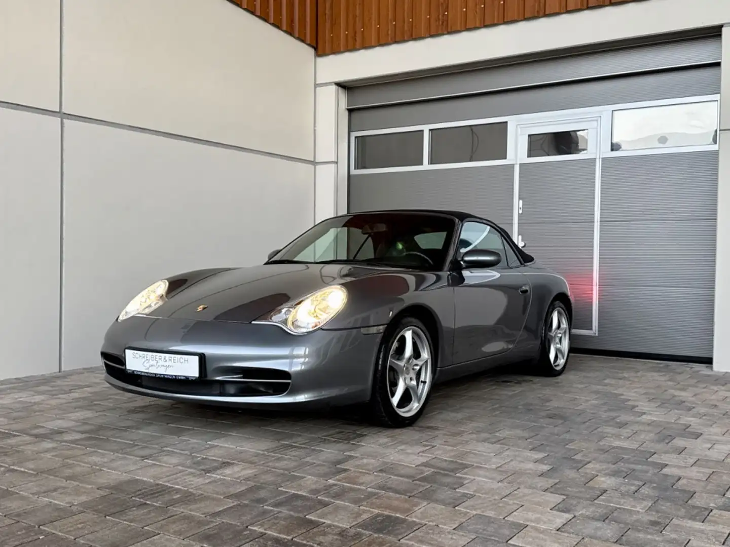 Porsche 996 .2 Carrera Cabriolet Grau - 2