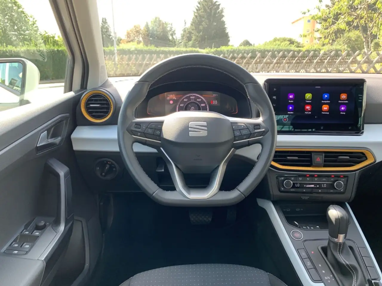SEAT Arona 1.0 TSI DSG Road Edition NAVI+ACC+SHZ+PDC+, миниатюра 15