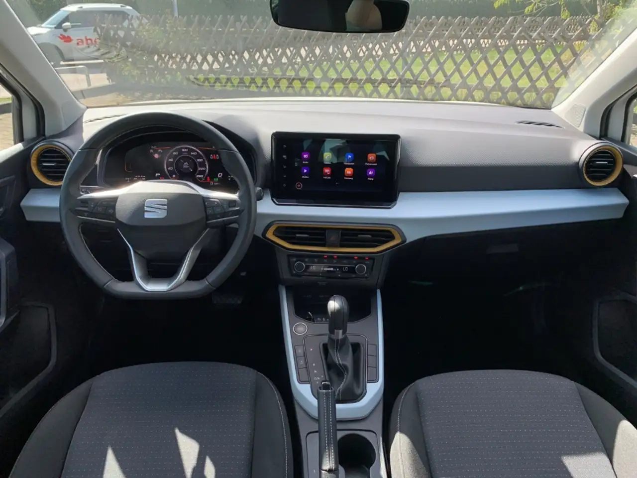 SEAT Arona 1.0 TSI DSG Road Edition NAVI+ACC+SHZ+PDC+, миниатюра 14