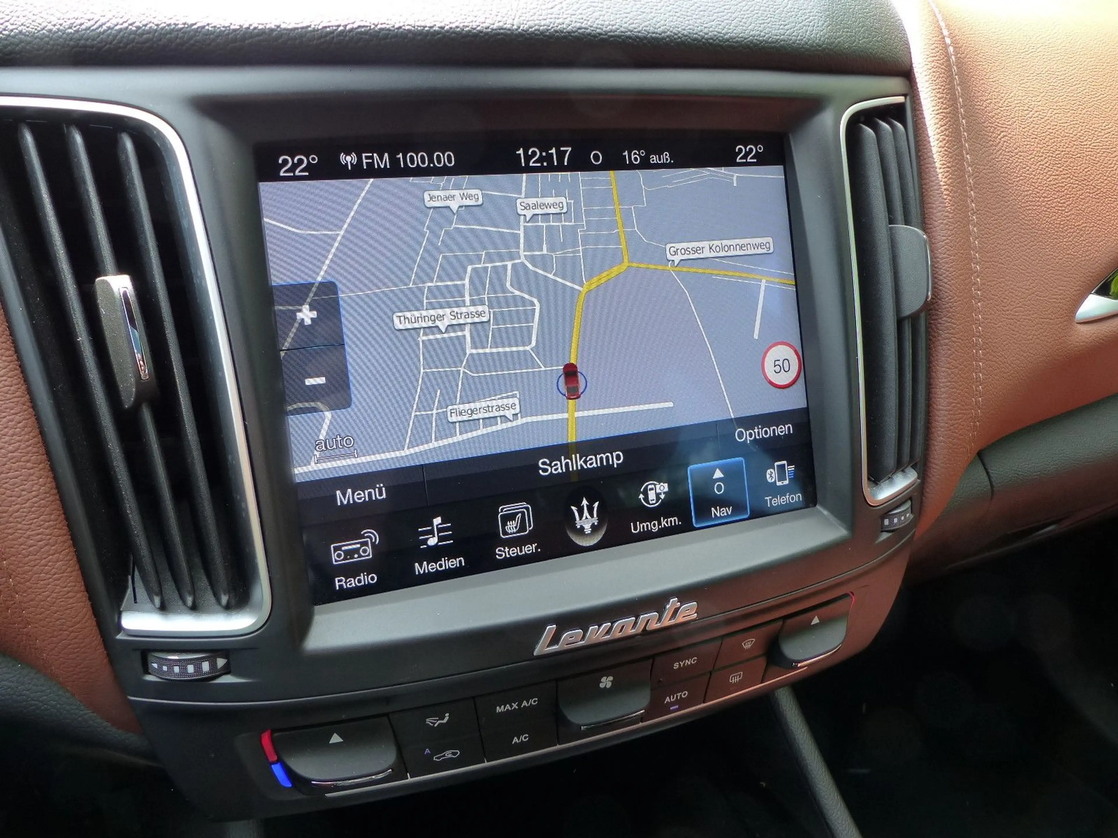 Maserati Levante 3.0 V6 Pano/Kamera/Harman/21Zoll/Navi — photo 15