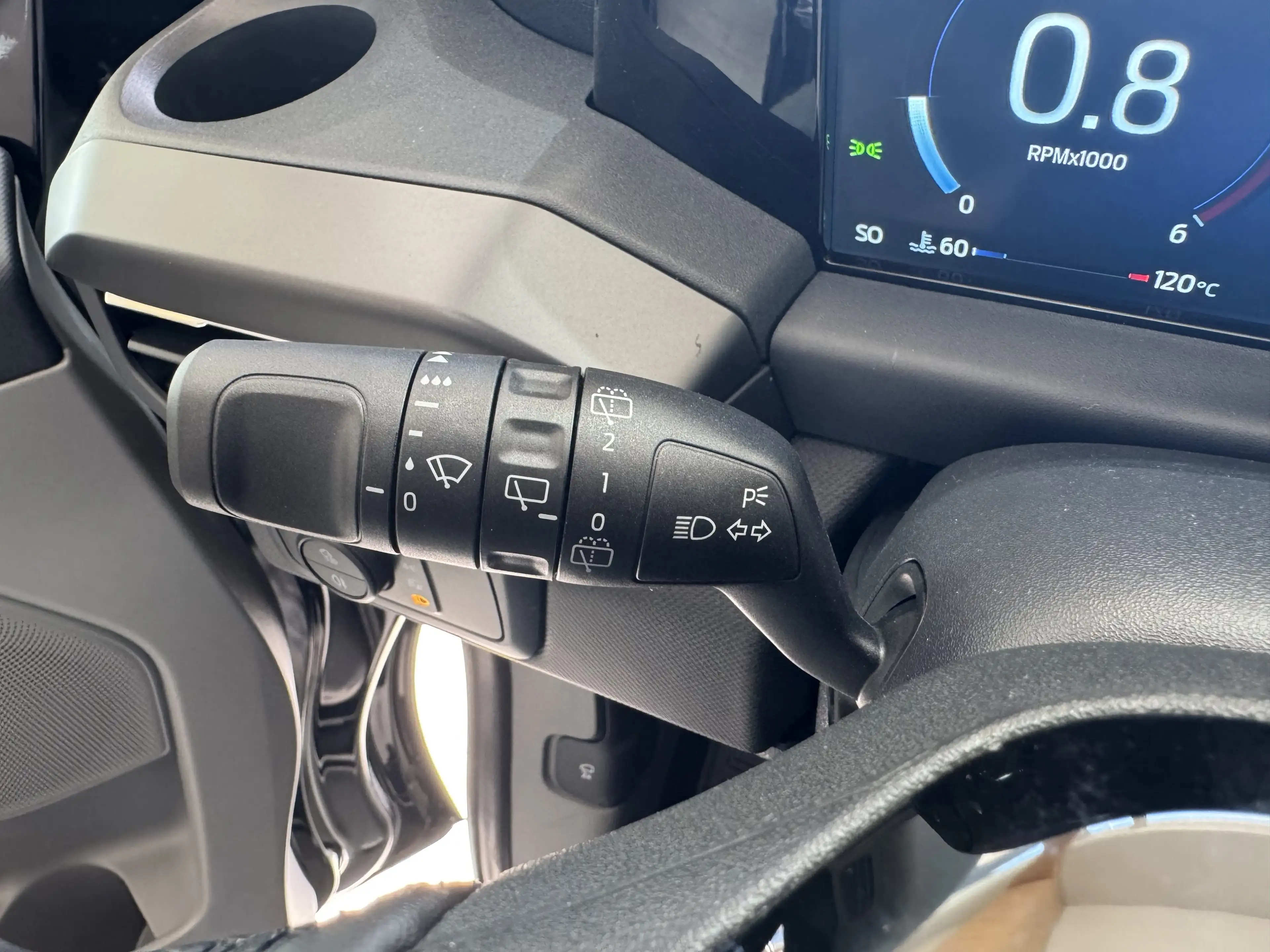 Ford Tourneo Custom Titanium X L1 AWD MATRIX-LED / AHK — photo 14