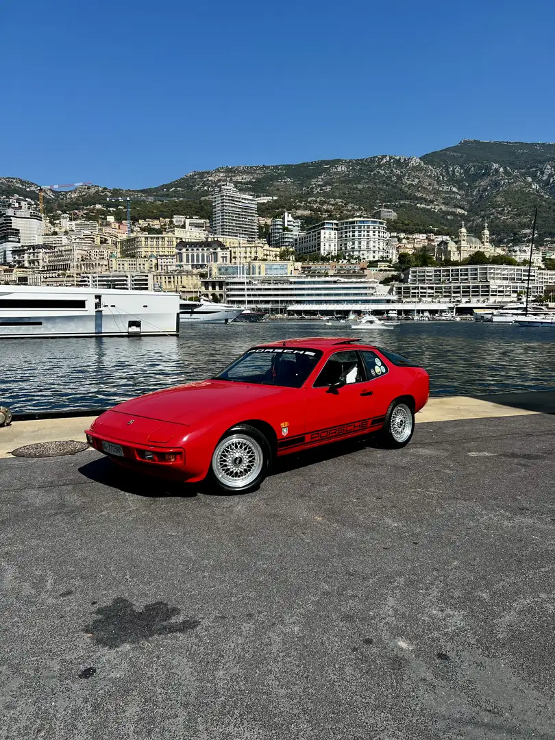 Porsche 924 2.0 Targa Roşu - 2