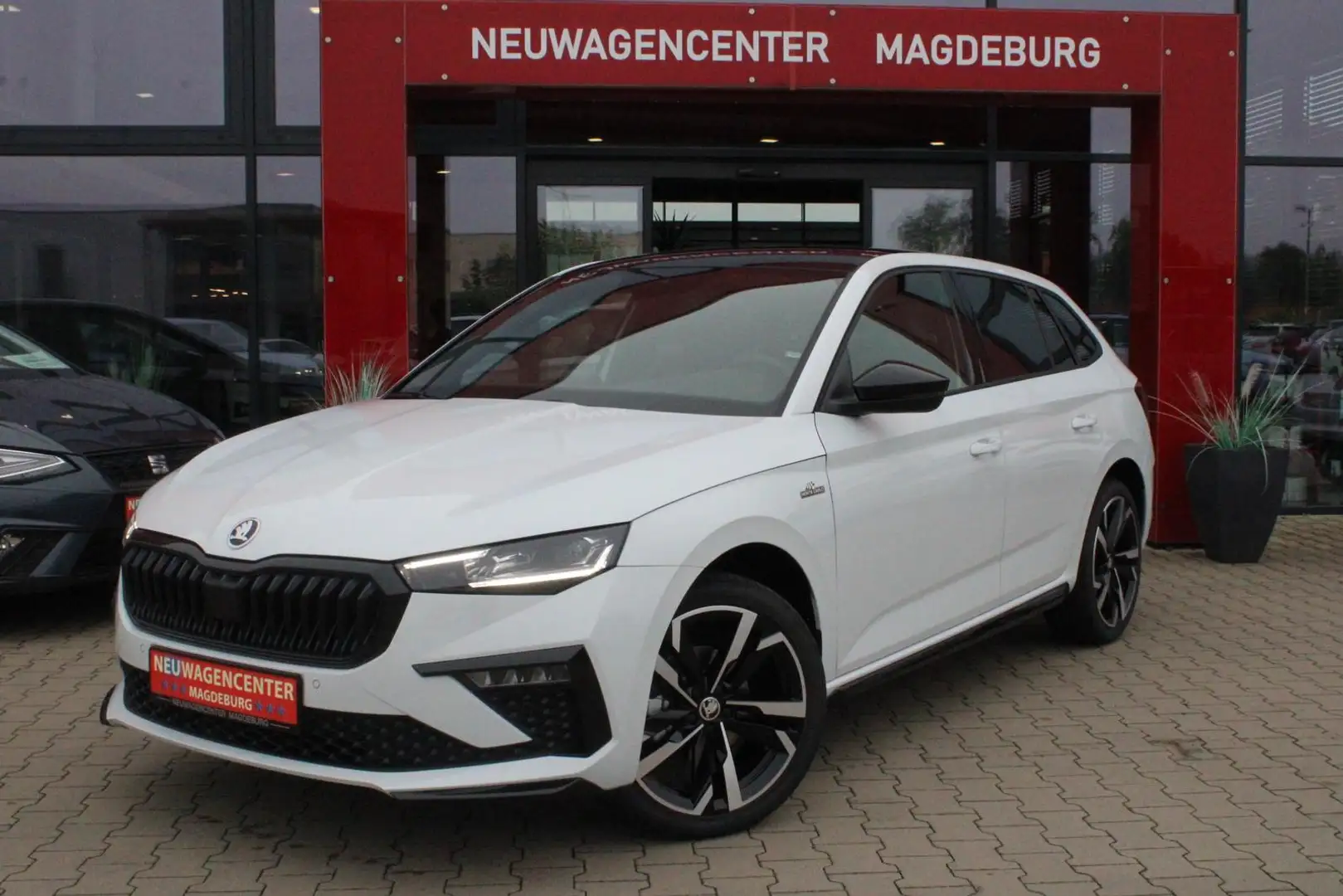 Skoda Scala Monte Carlo 1.5 TSI DSG*5-J.GAR*MATRIX*PANO*KAMERA Blanc - 1
