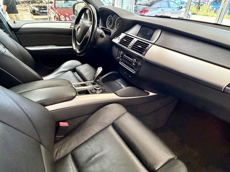 BMW X6 xDrive30d/Schiebedach/Leder/Navi/Alus — photo 9