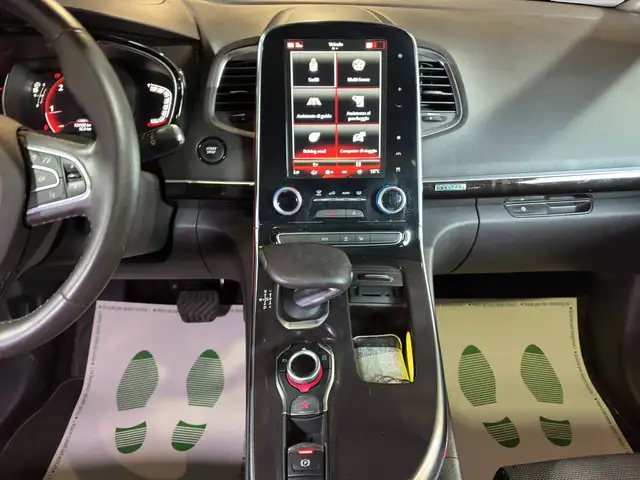 Renault Espace view 9