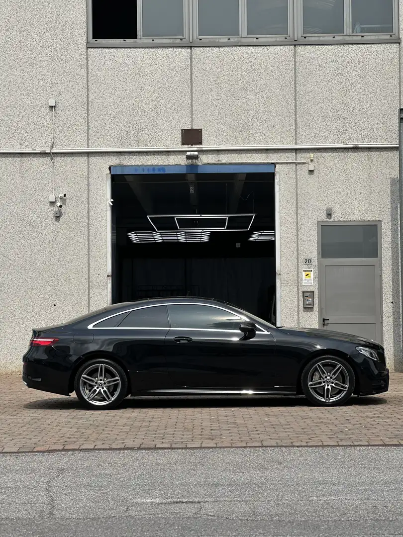 Mercedes-Benz E 350 Coupe Premium Plus 4matic certificata! Nero - 2