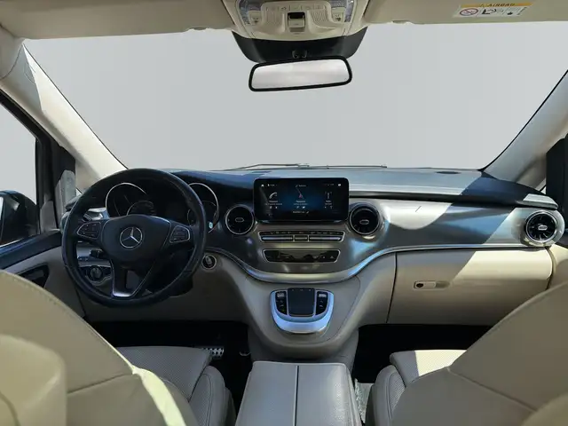 Mercedes-Benz V-Class view 7