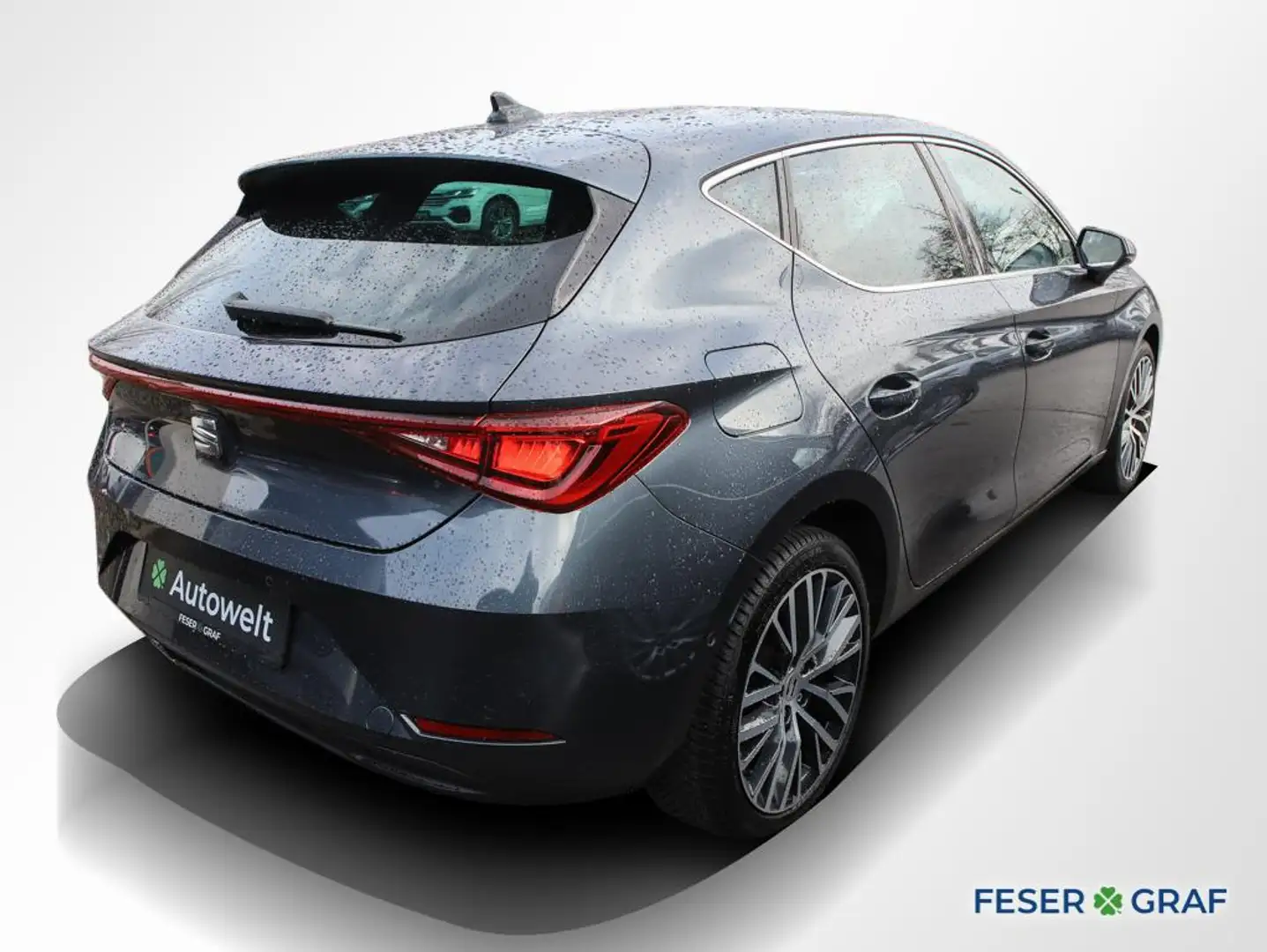 SEAT Leon 2.0 TDI Xcellence DSG ACC AHK Navi Sitzh. Grau - 2