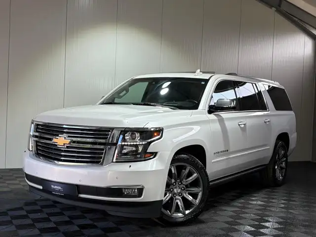 Chevrolet Suburban *Premier*