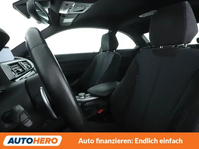 BMW M2 view 10