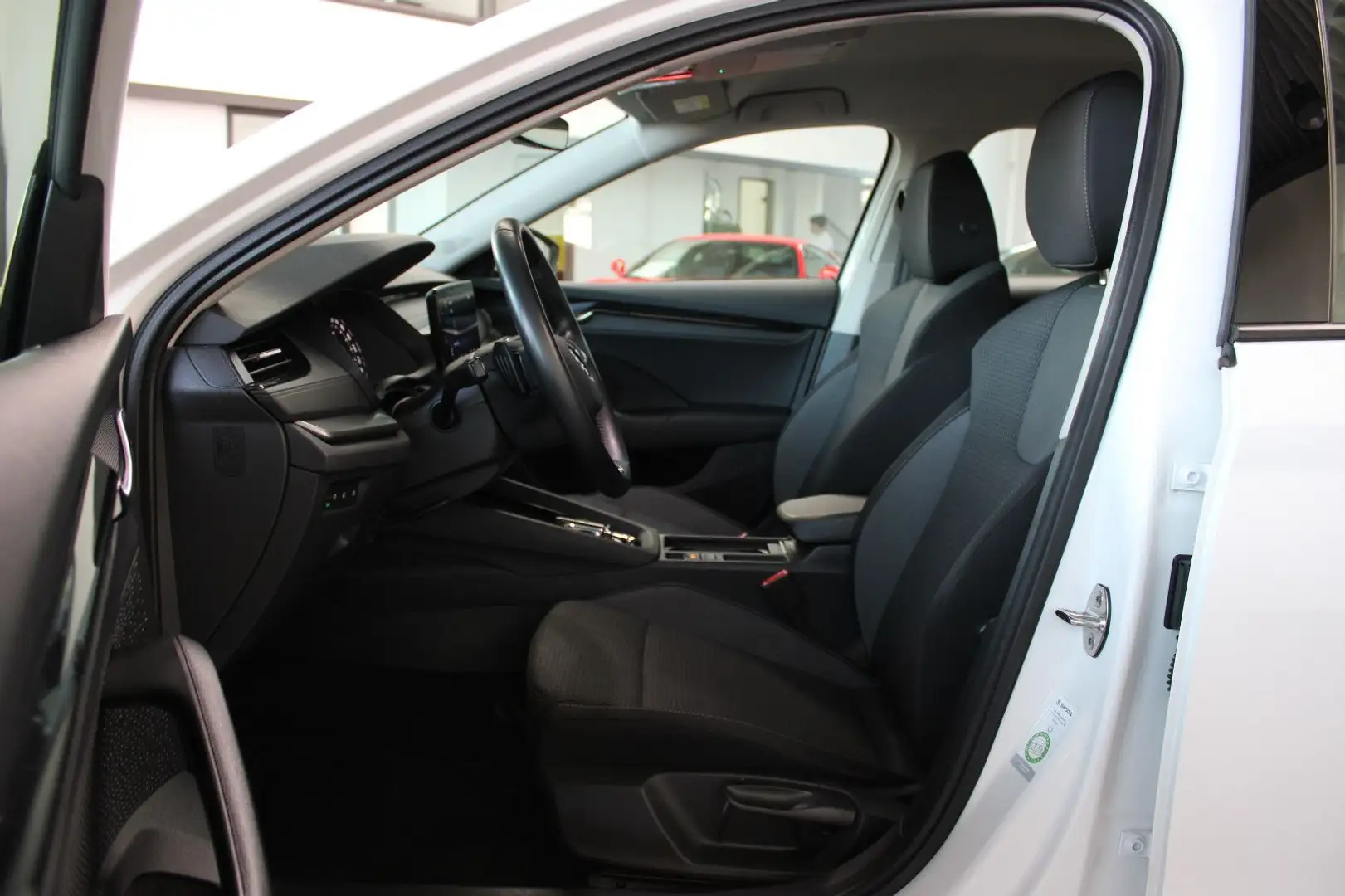 Skoda Octavia Combi 2.0 TDI DSG * Ambition * + Extra´s Wit - 2
